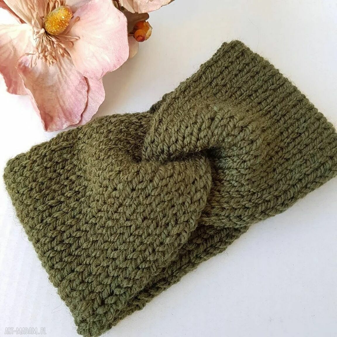 Zimowa opaska na uszy handmade Alba Design w butelkowej zieleni