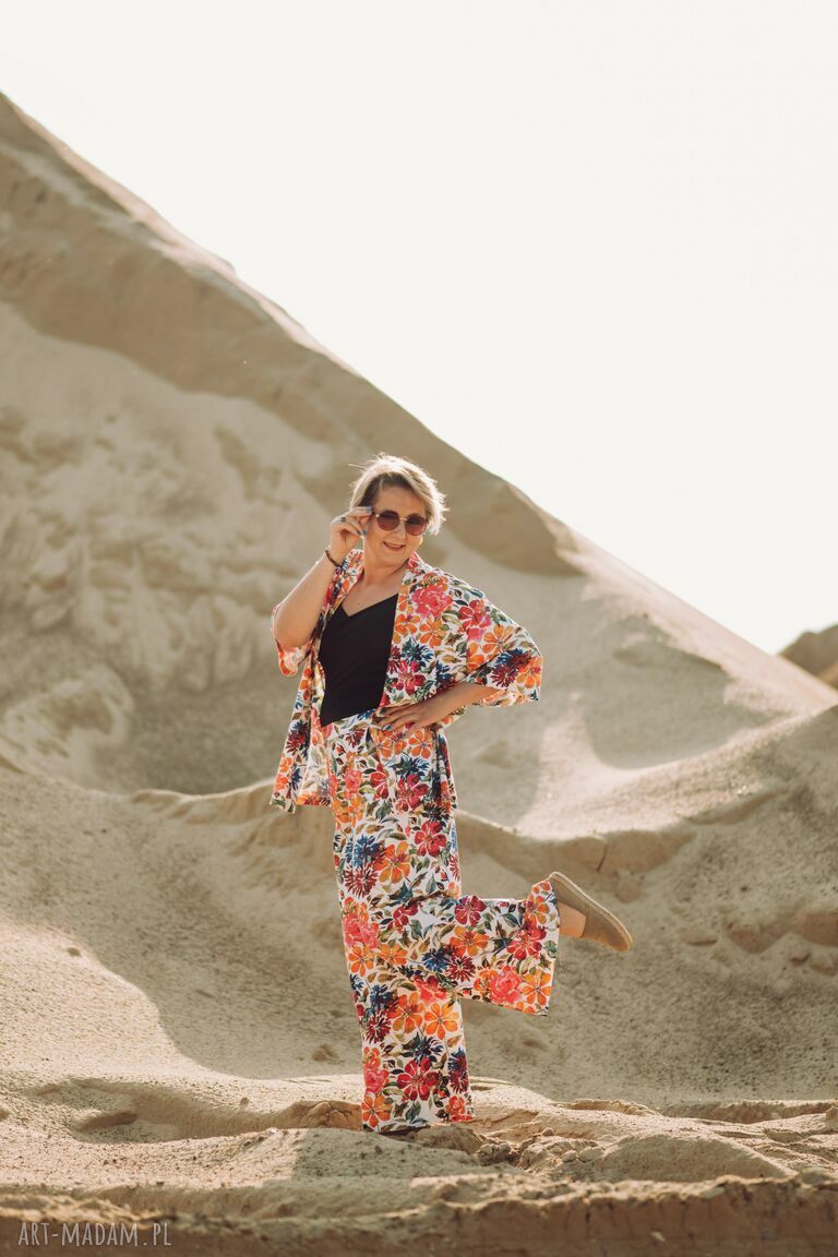 ubrania: Komplet letni kwietna łaka 2 ręcznie robione