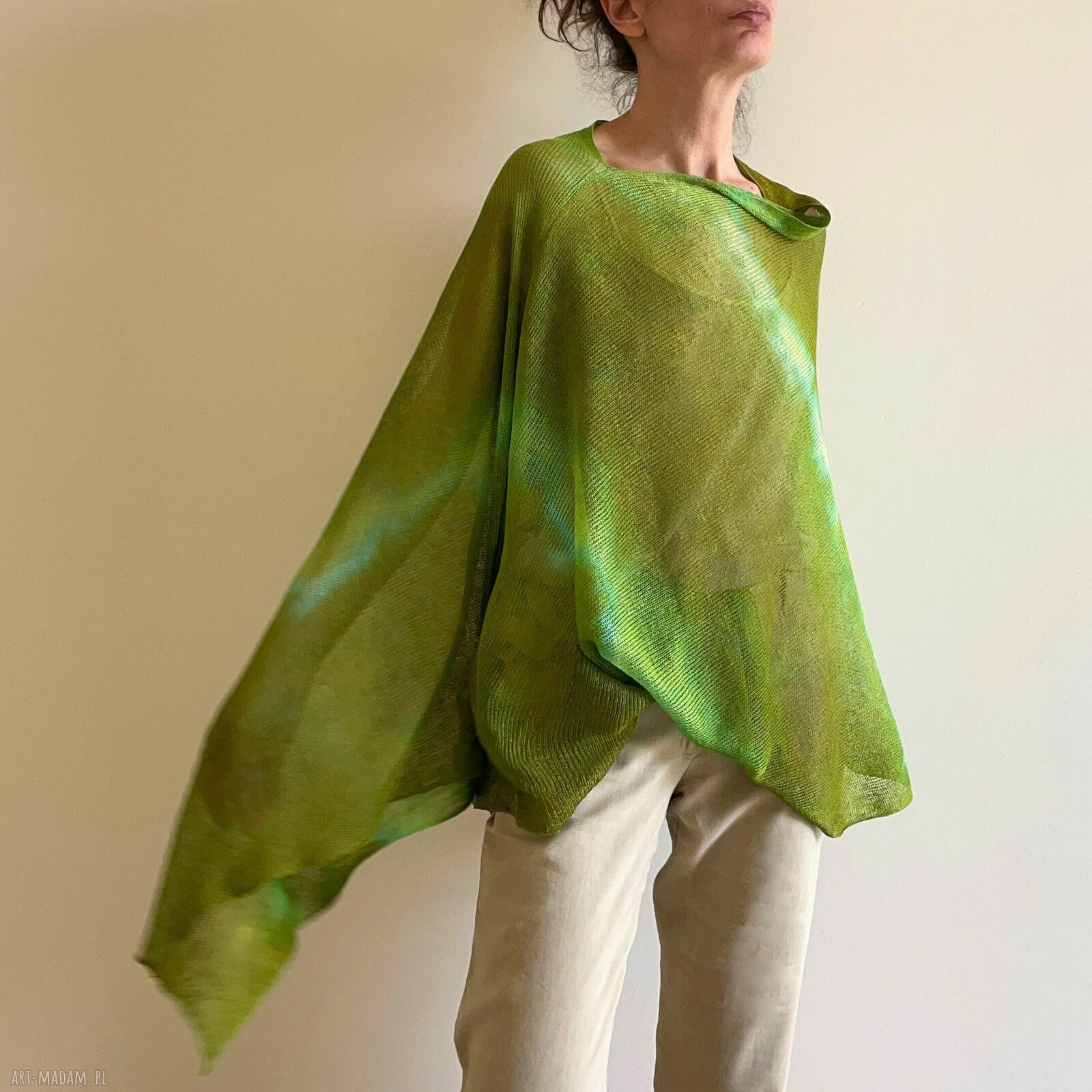 Lniana narzutka - poncho tunika w ciepłej zieleni z lnu (handmade)