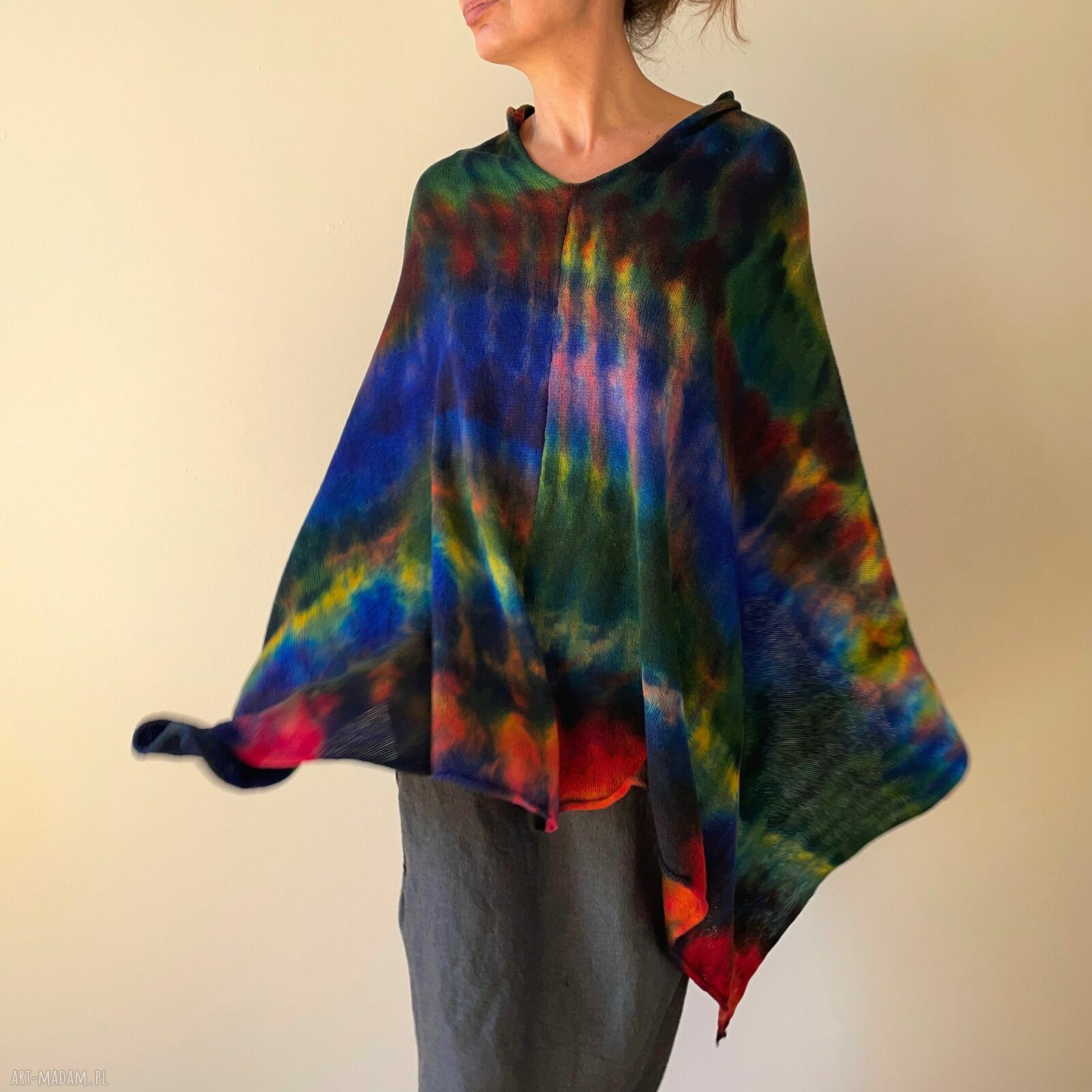 Kolorowe ponczo z jagnięcej wełny - unikatowa narzutka handmade