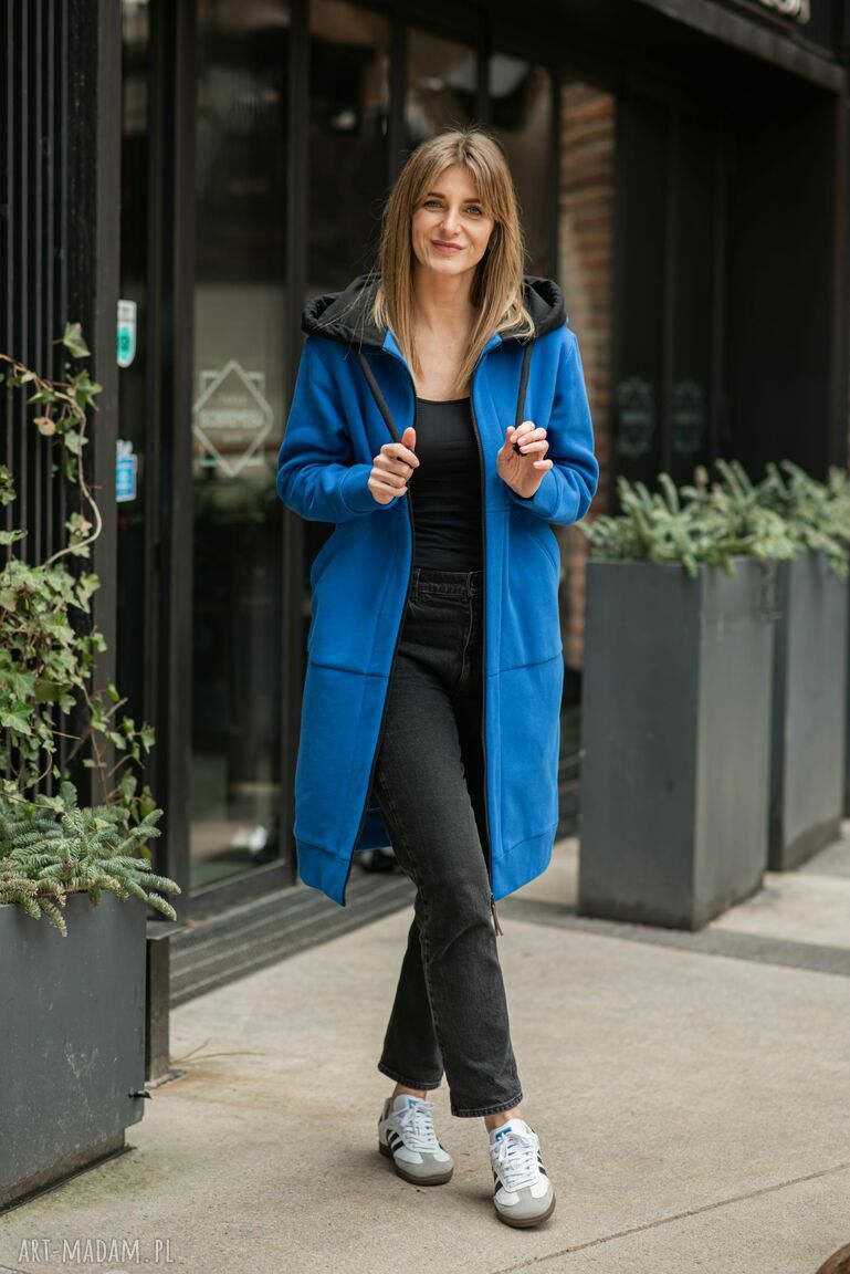Bluza Women Nina Nashani - niebieska oversize z grafiką na plecach