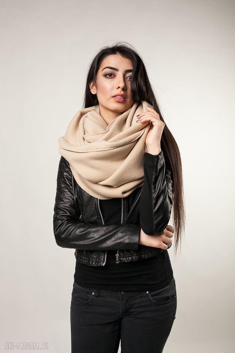 Komin beżowy Nashani - ciepły, gruby i miękki handmade