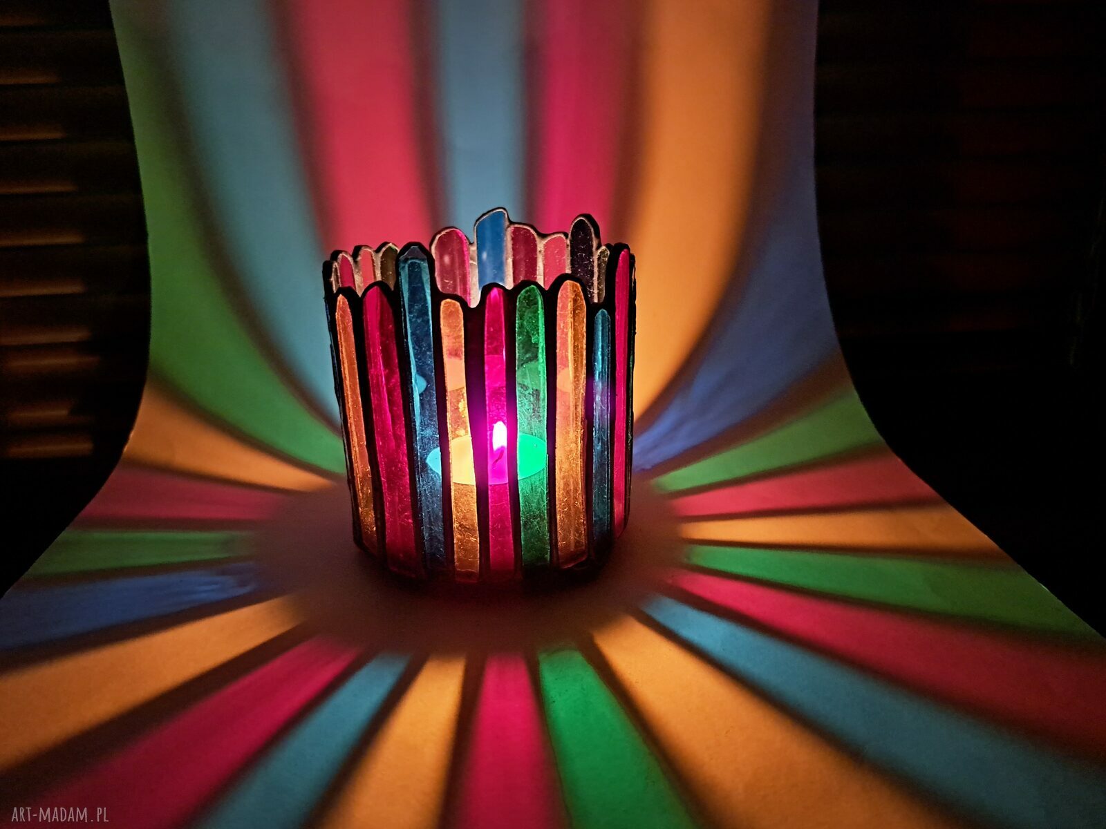 Nastrojowy świecznik-lampion ręcznie robiony - Tiffany z katedralnego szkła unikat