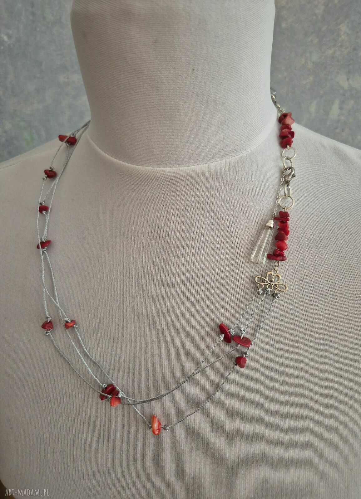 Delikatny naszyjnik boho z koralem - Box x1