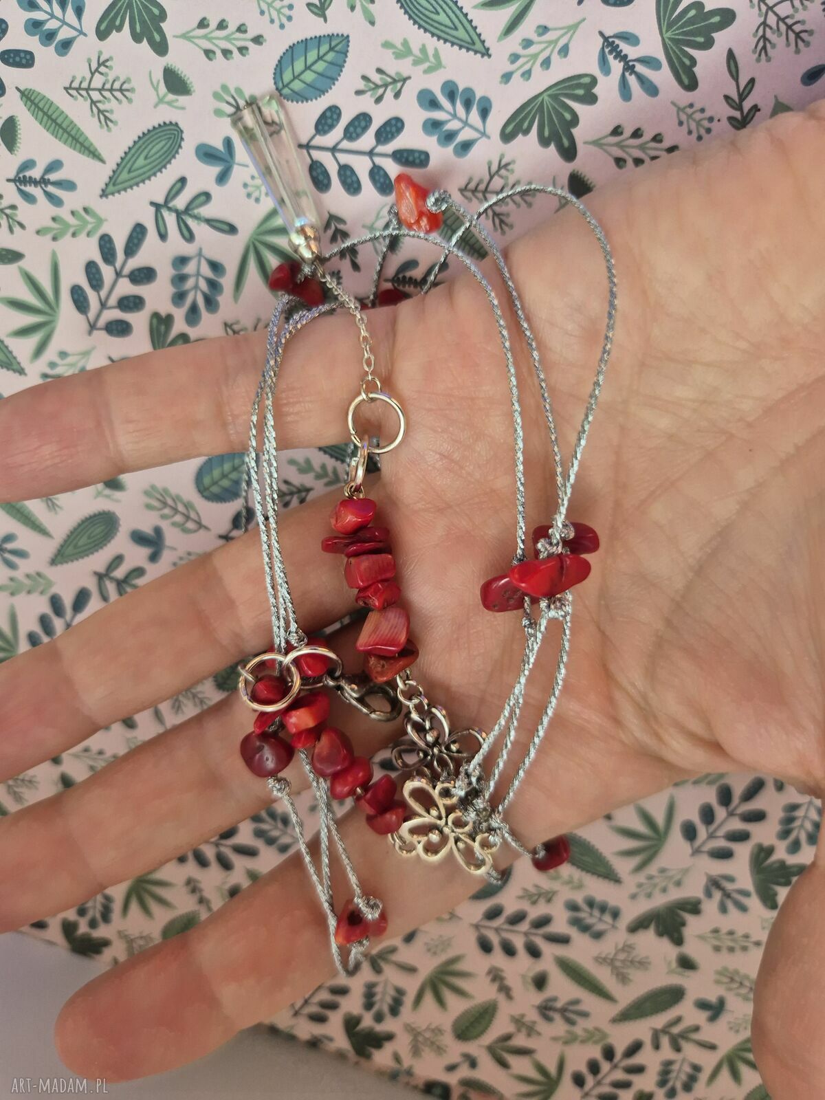 Delikatny naszyjnik boho z koralem - Box x1
