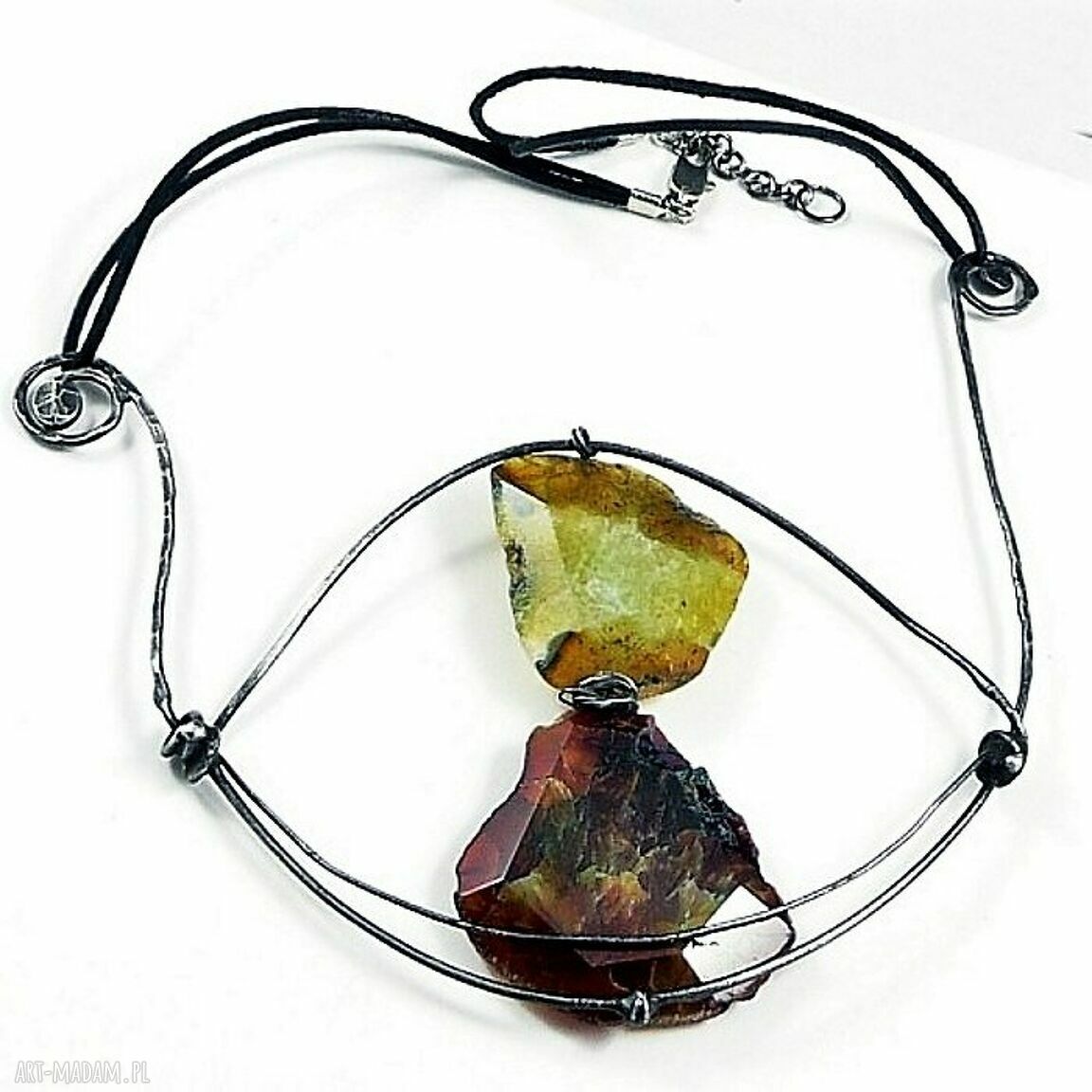 Naszyjnik designerski typu choker z naturalnych agatów - unikatowa ozdoba
