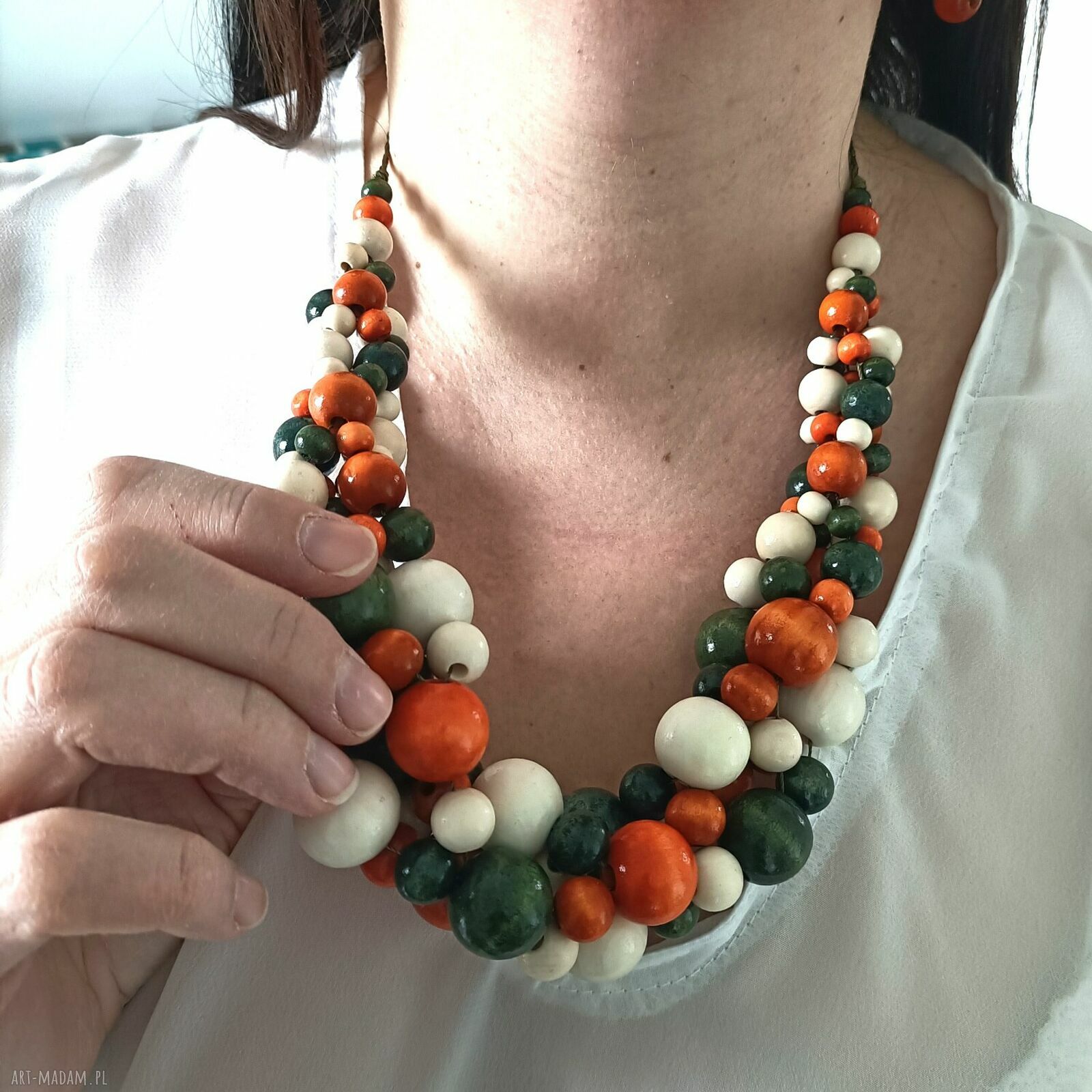 Masywny naszyjnik drewniany boho - pomarańcz, zieleń i krem