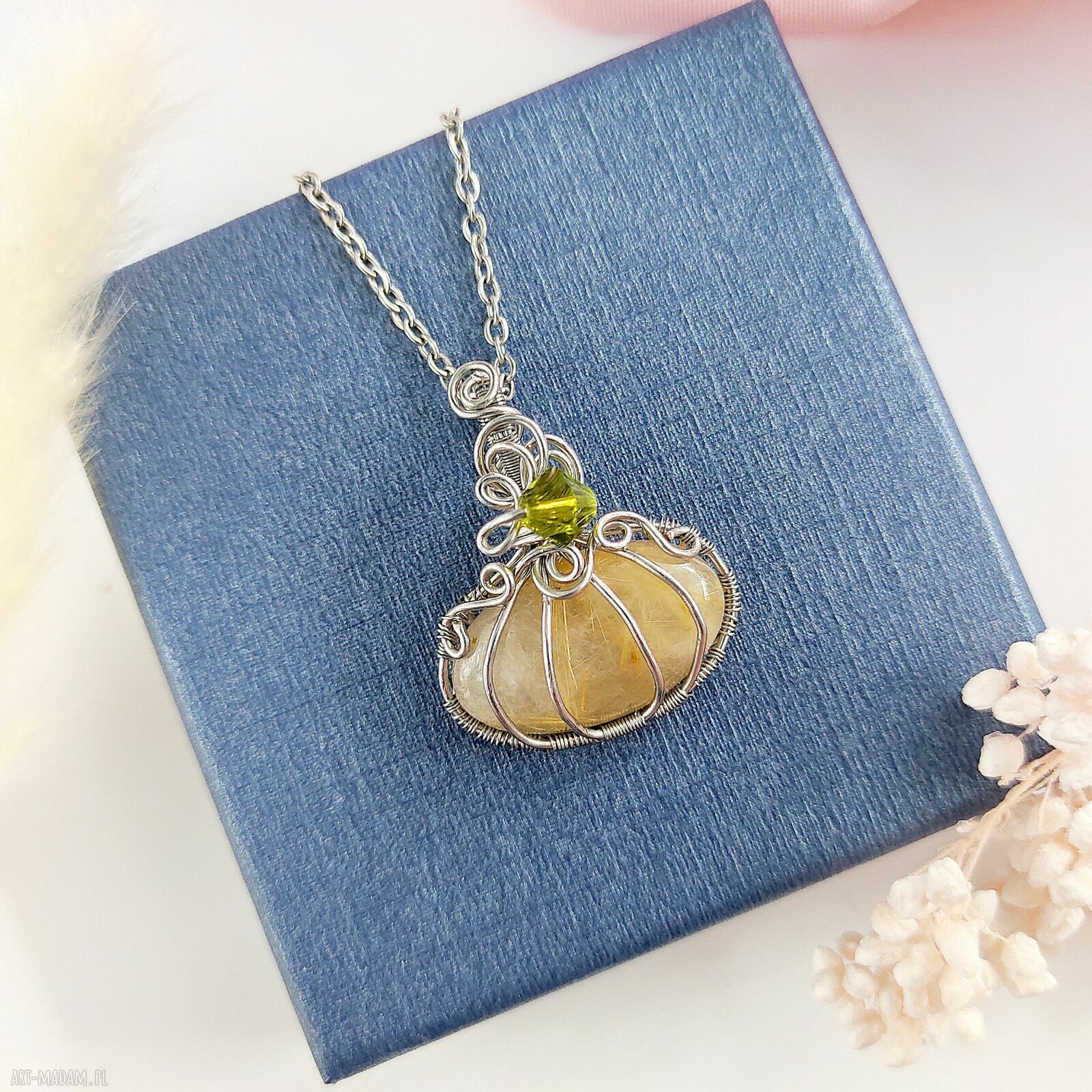 Naszyjnik Dynia z Kwarcem Rutylowym - wire wrapping ze stali chirurgicznej