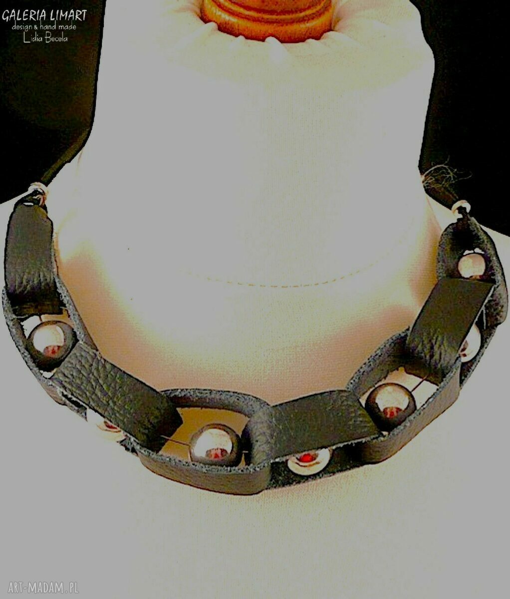 Steampunkowy naszyjnik handmade z czarnej skóry i posrebrzanych kul - unikat dla wielbicielki