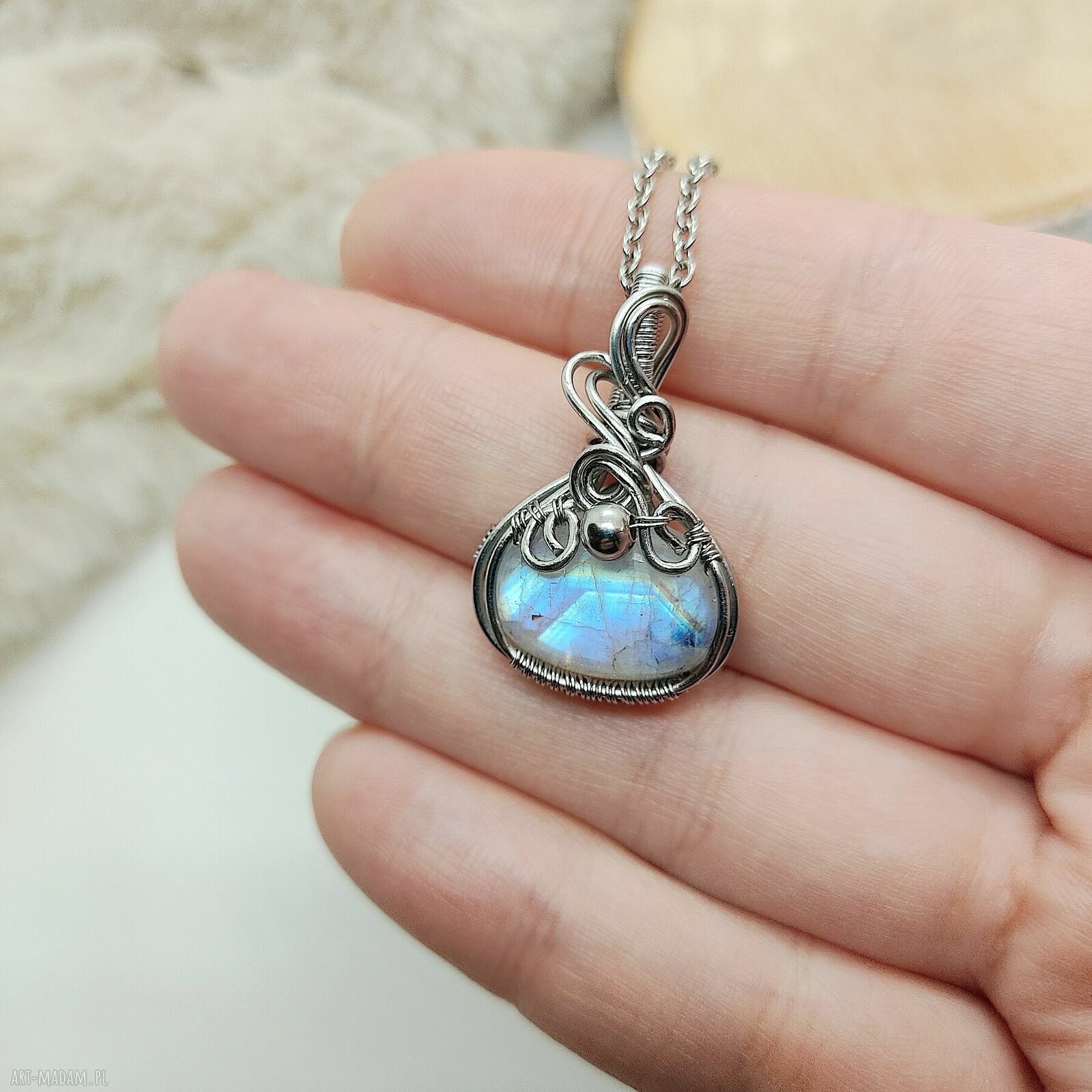 Naszyjnik z kamieniem księżycowym - stal chirurgiczna i wire wrapping