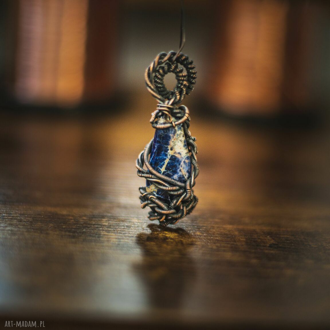 Naszyjnik Kordalit z sodalitem w oplocie z miedzi oksydowanej (wire wrapping)