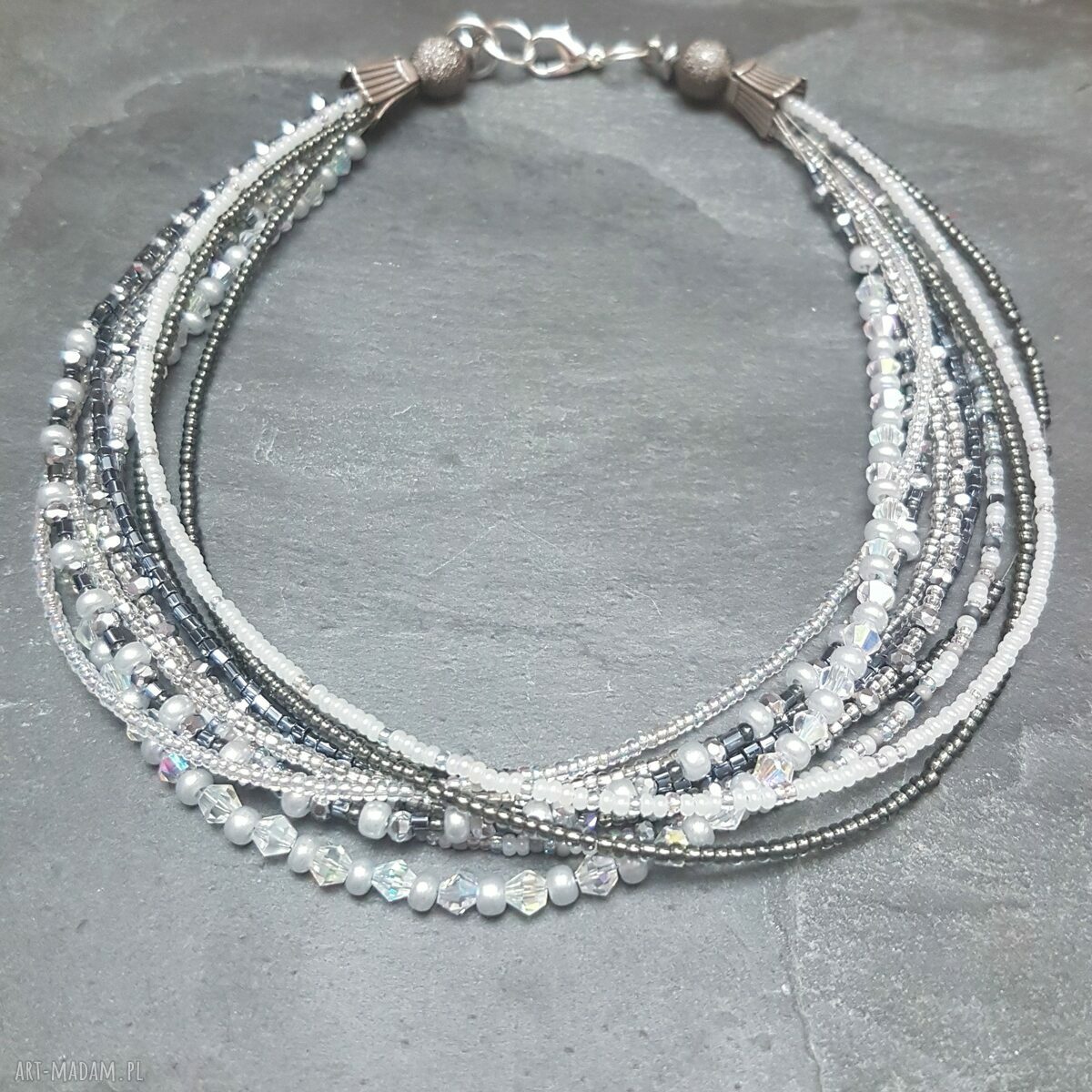 Krótki szary naszyjnik Crystal z koralików - choker 40 cm