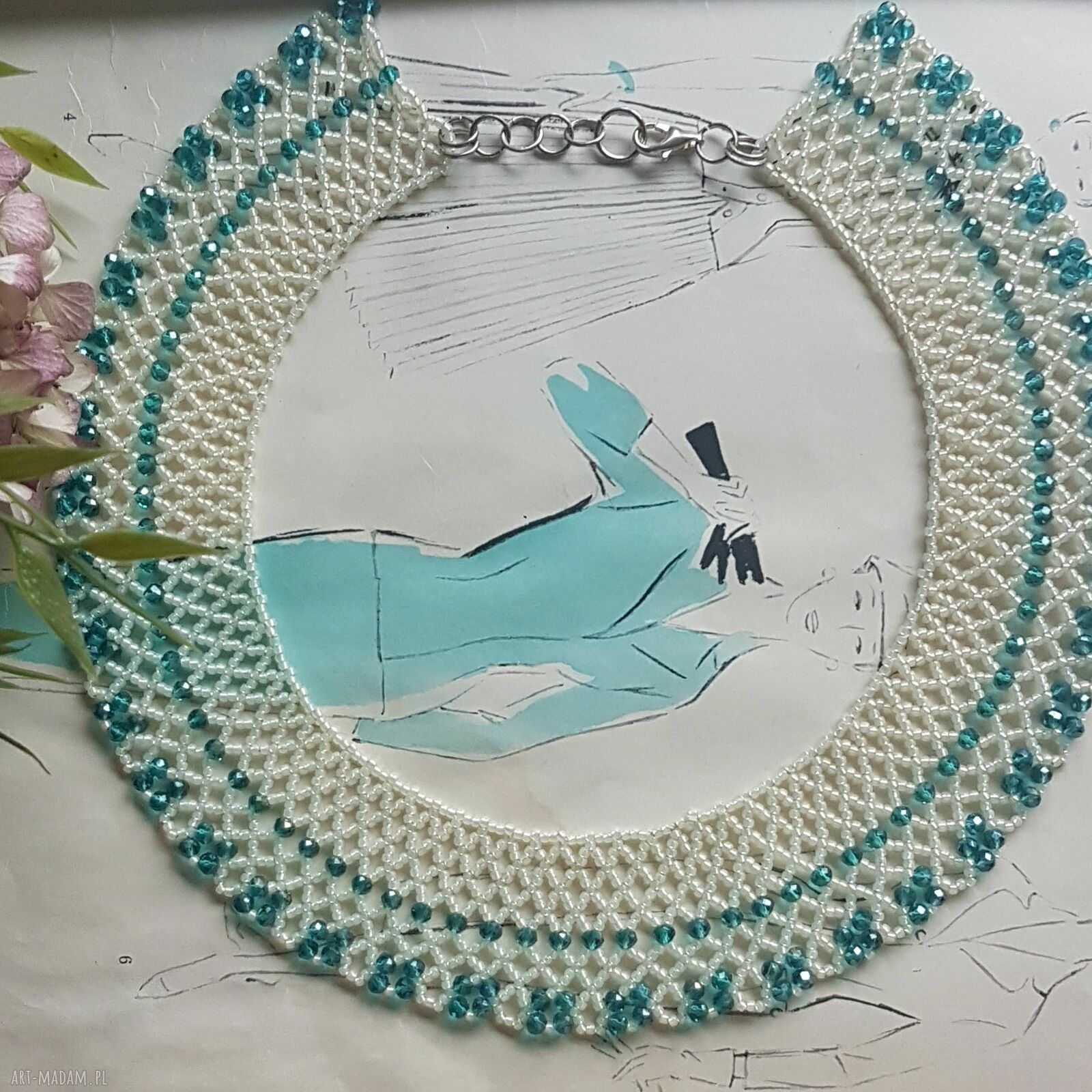 Naszyjnik krywulka Emerald - perłowe koraliki i kryształki 43 cm