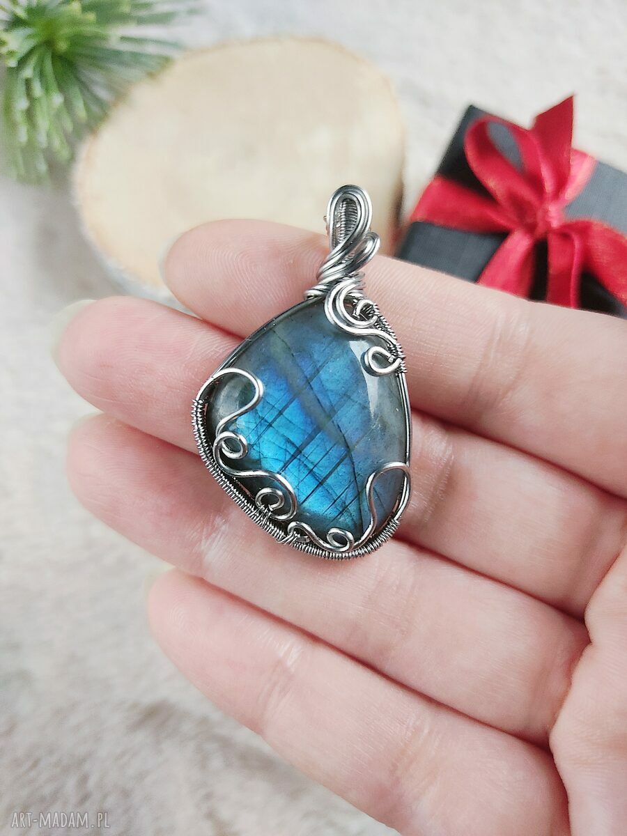 Naszyjnik z labradorytem „Północny Blask” ze stali chirurgicznej - wire wrapping