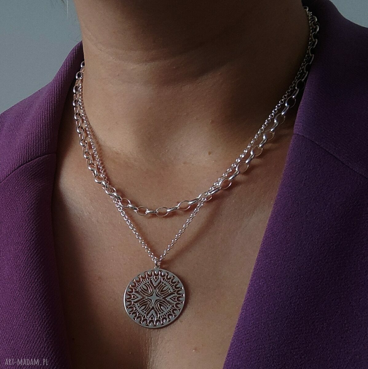 Łańcuszek z rozetą handmade Dar Niespodzianka
