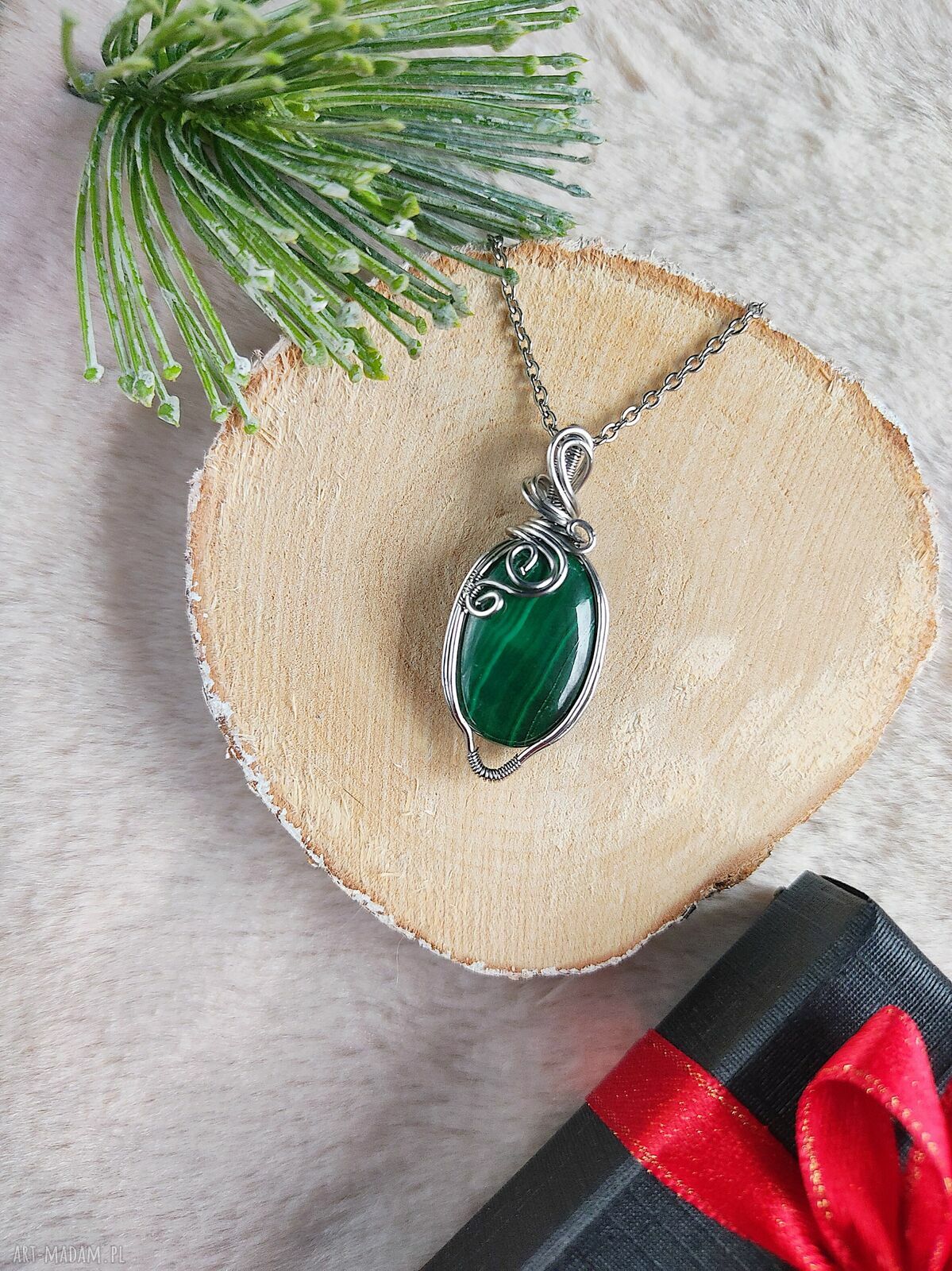 Naszyjnik Malachit "Leśny Mróz" - zimowy wisiorek ze stali chirurgicznej (wire wrapping)