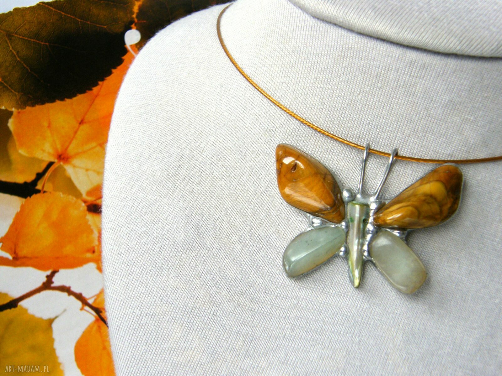 Naszyjnik Motyl z jaspisem i jadeitem - amulet Tiffany