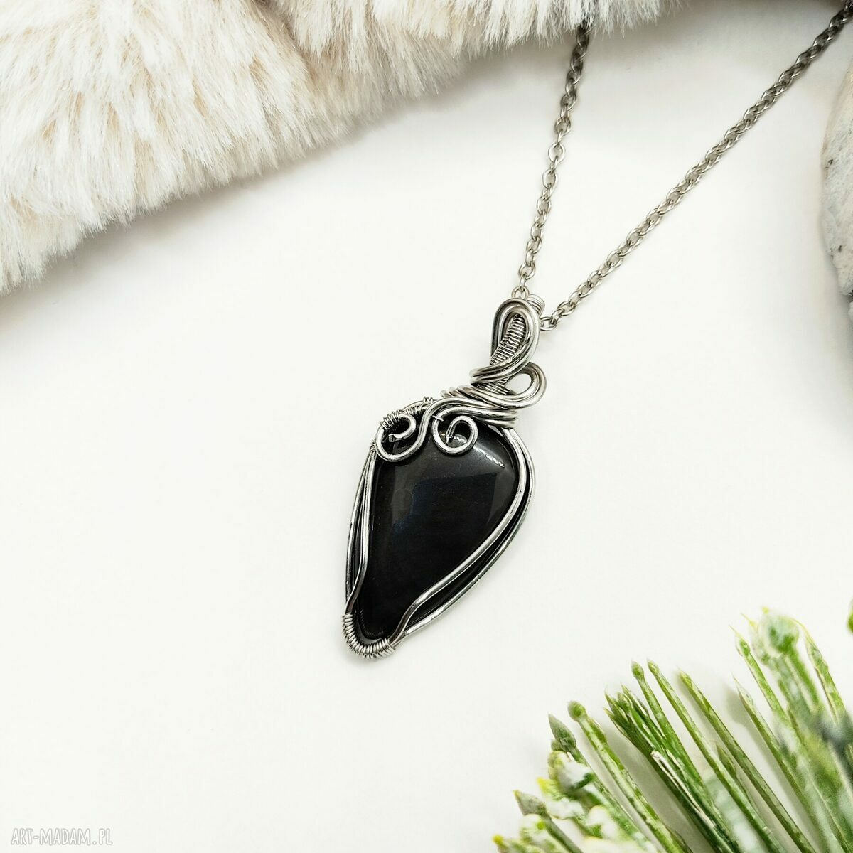 Złocisty naszyjnik z obsydianem - wire wrapping na stali chirurgicznej