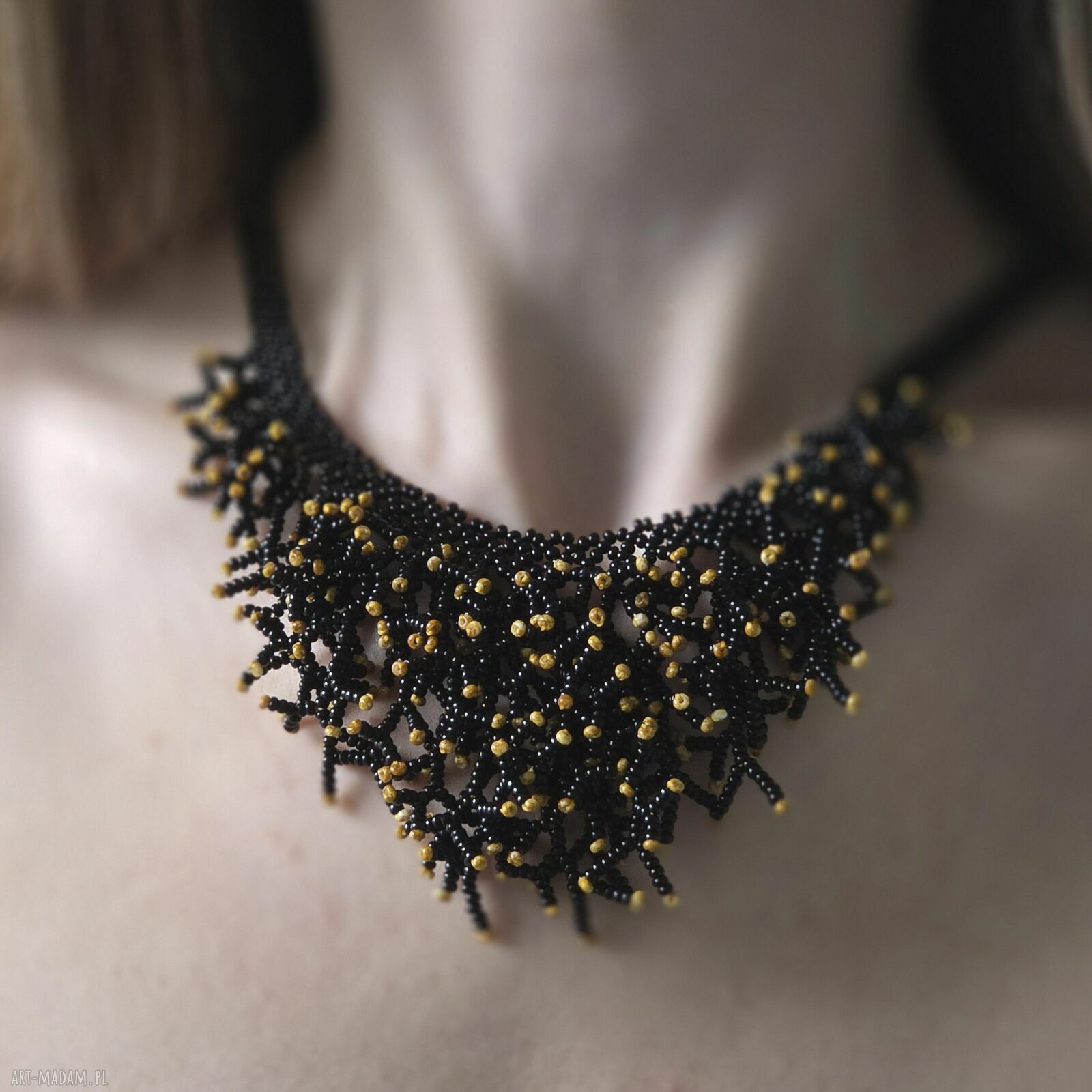 Naszyjnik „Rafa koralowa” - ręcznie robiony choker z koralików szklanych