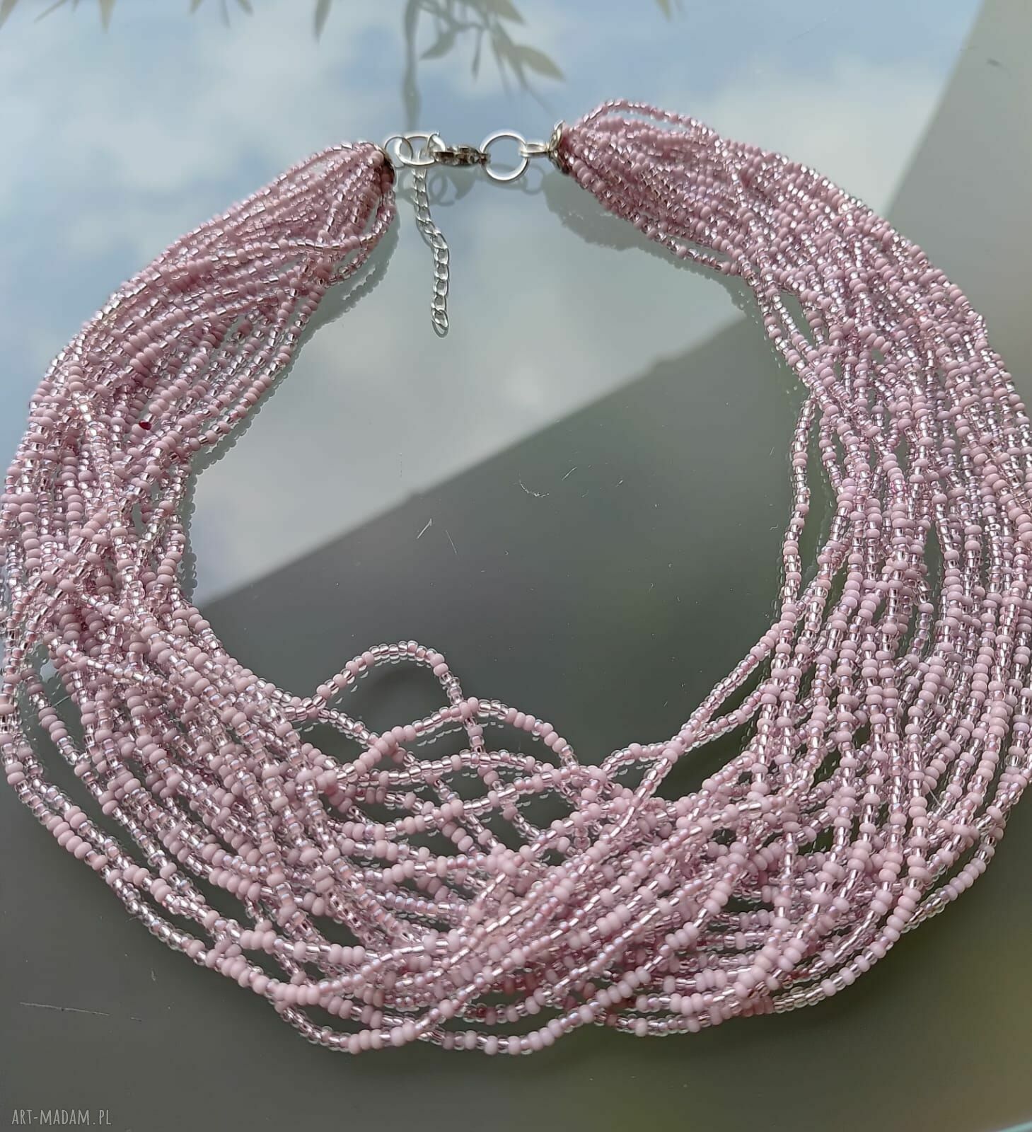 Naszyjnik różowy nude róż z drobnych koralików - handmade Unikatart
