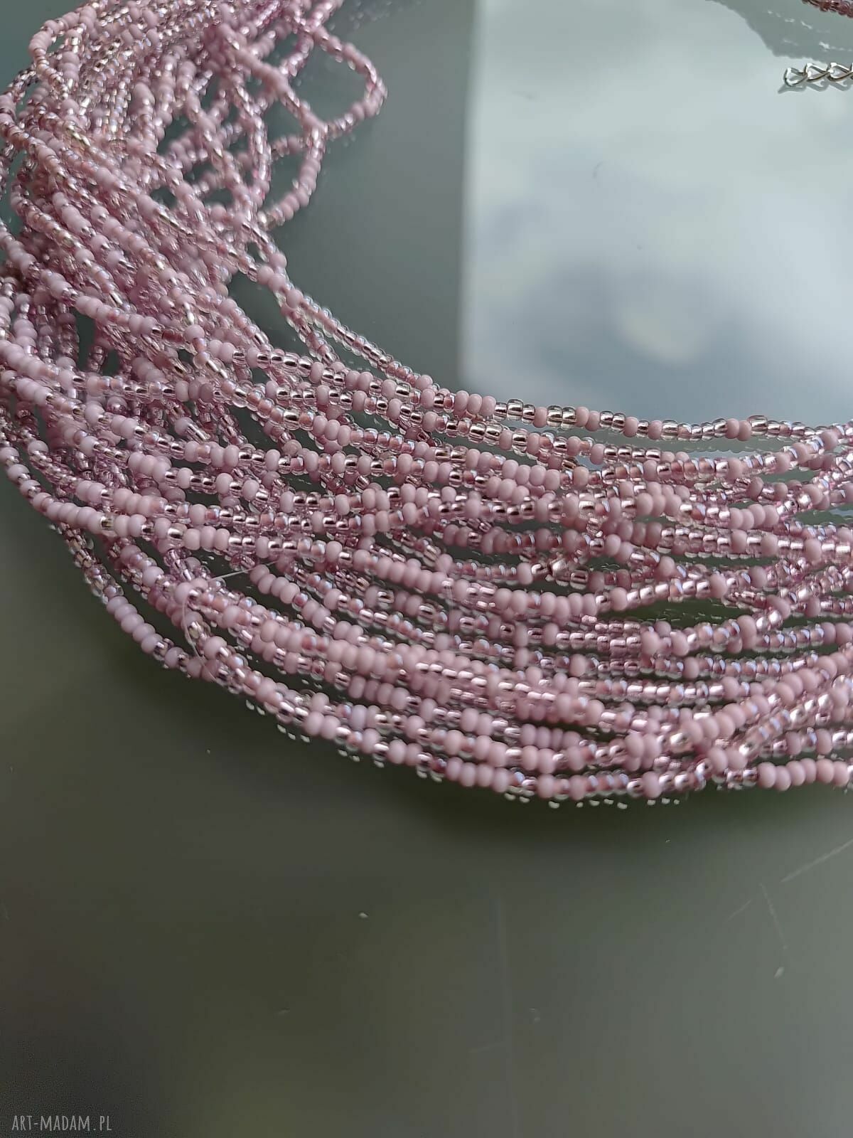Naszyjnik różowy nude róż z drobnych koralików - handmade Unikatart