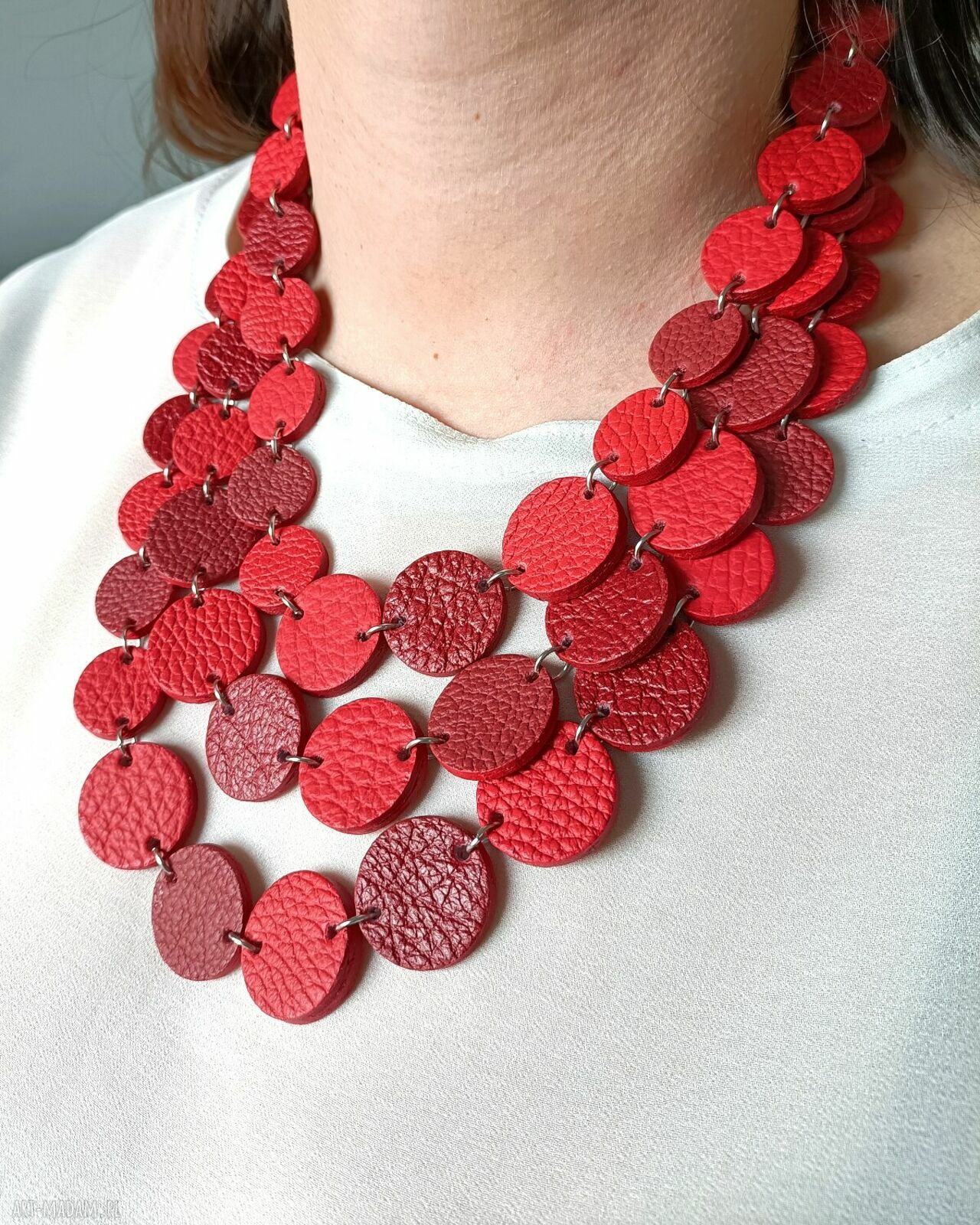 Czerwony skórzany naszyjnik warstwowy z naturalnej skóry - stal chirurgiczna hand made