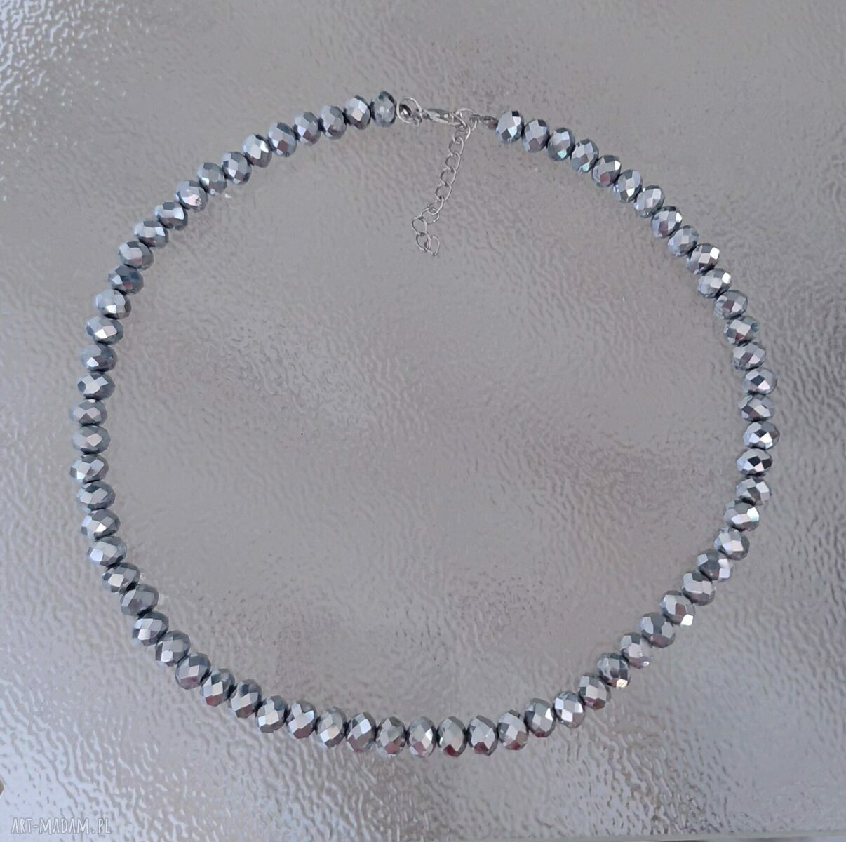 Srebrny choker z kryształkami - krótki naszyjnik 22 cm