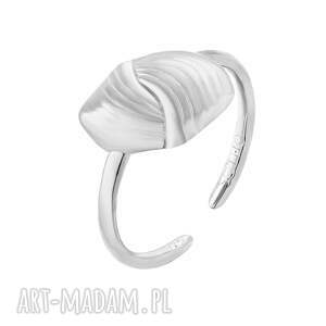 srebrny pierścionek z plecioną retro ozdobą sotho - srebrne