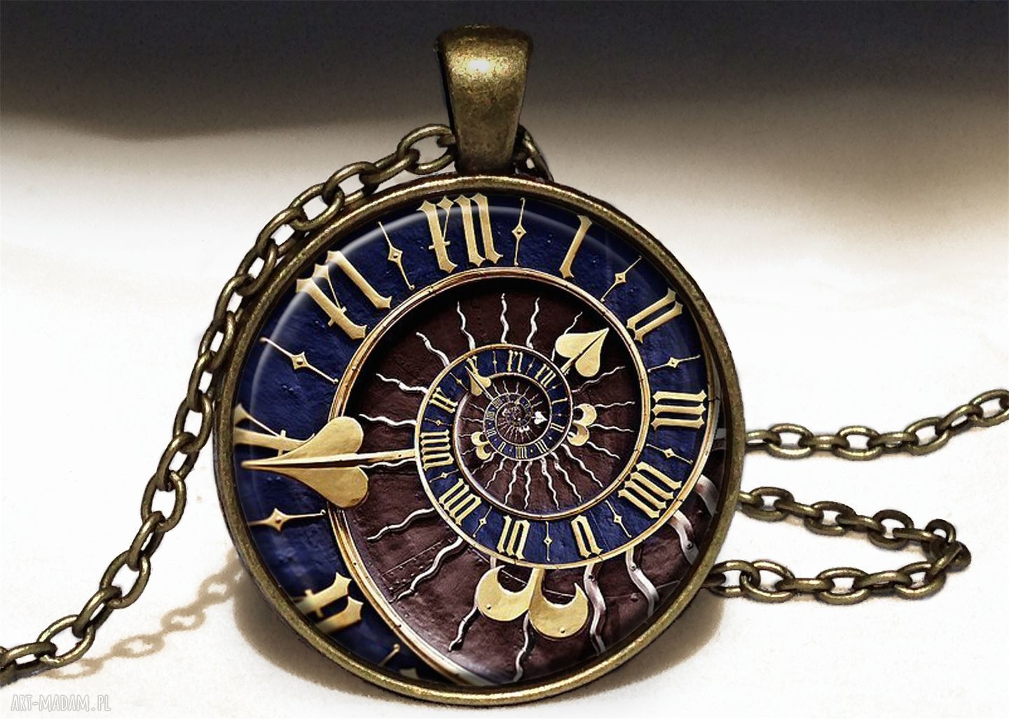 Duży naszyjnik steampunk z zegarem - medalion na łańcuszku, ręcznie robiony