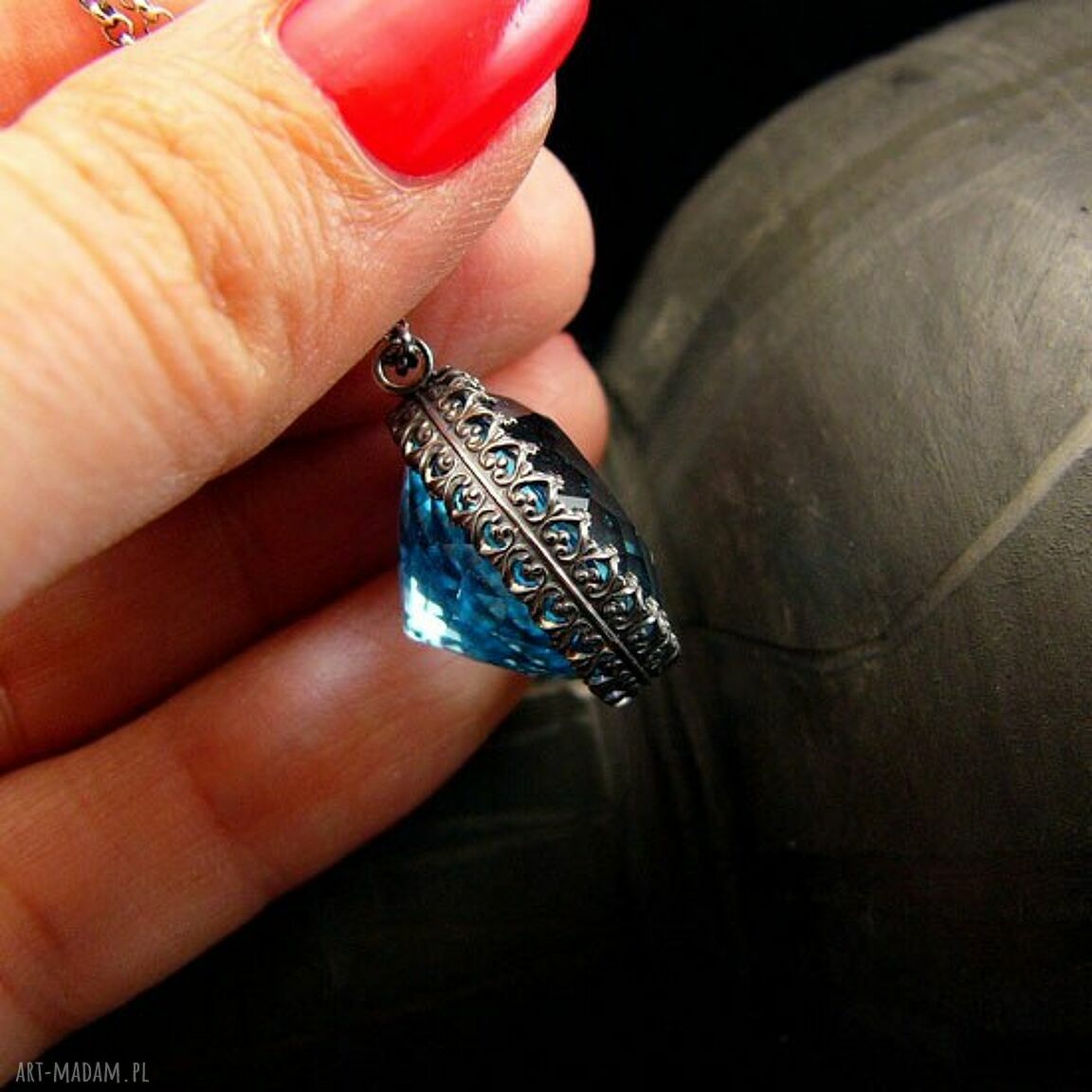 Naszyjnik Swiss Blue Topaz ze srebra 925 - ręcznie robiony wisior 17,5 ct