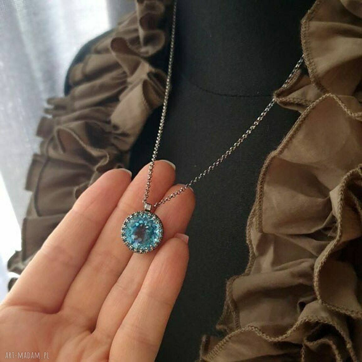 Naszyjnik Swiss Blue Topaz ze srebra 925 - ręcznie robiony wisior 17,5 ct