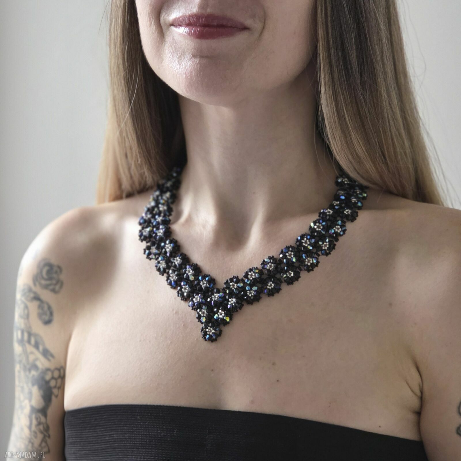 Naszyjnik „Wielki Gatsby” - ręcznie tkany choker z koralików szklanych (V-shape)