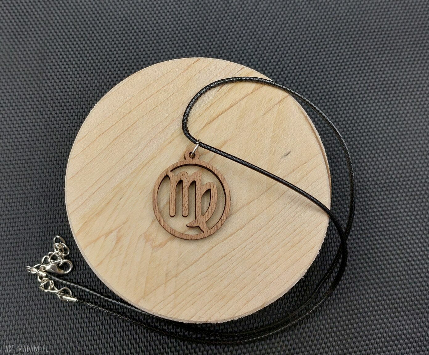 Naszyjnik wisiorek drewniany ZNAK ZODIAKU PANNA - handmade