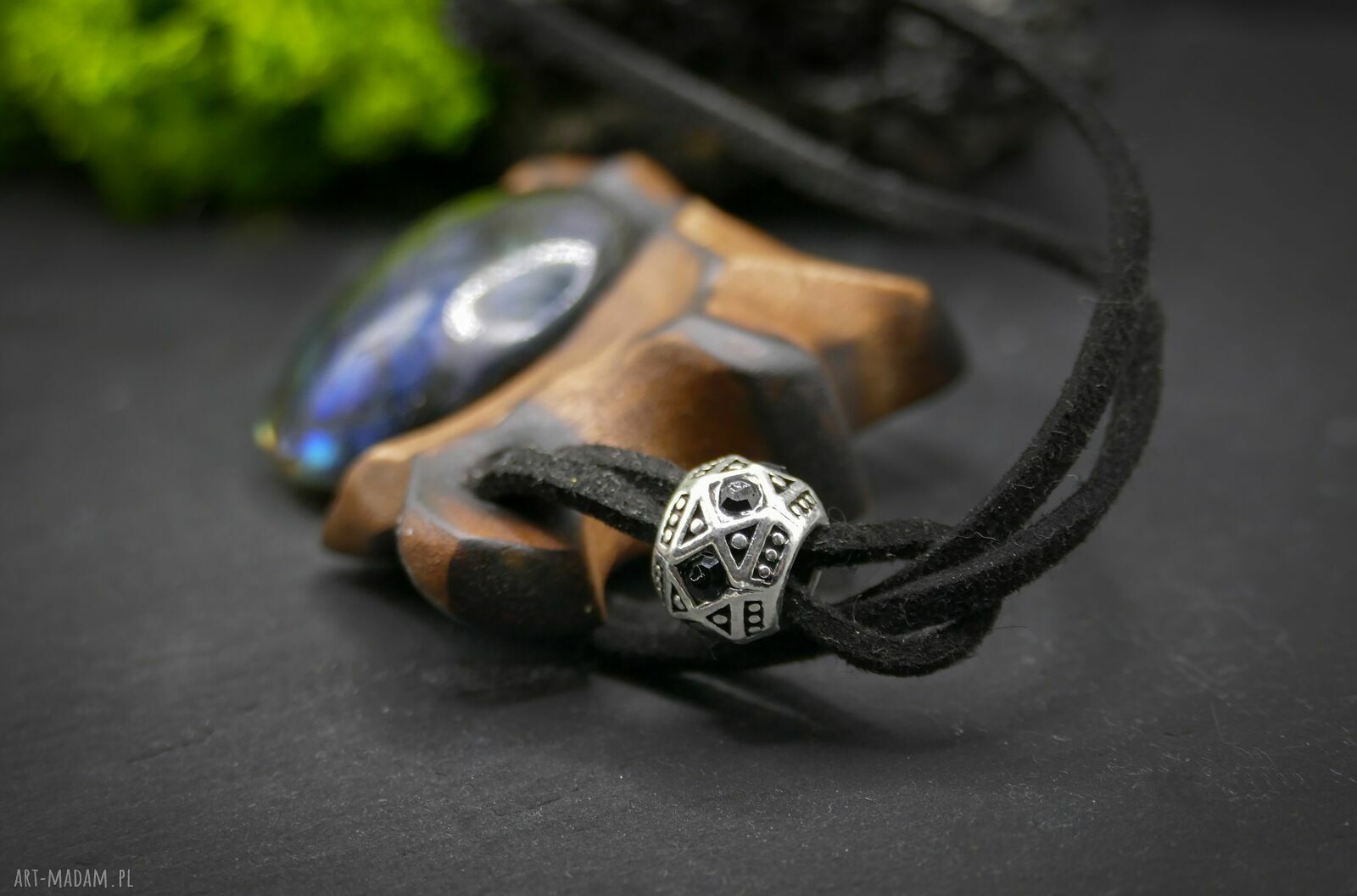 Unikatowy naszyjnik z labradorytem i lipą - wisiorek handmade
