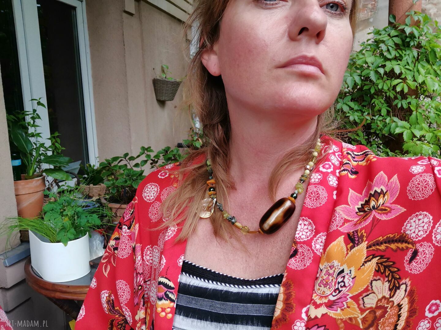 Naszyjnik boho Frida - kolorowe koraliki i kamienie