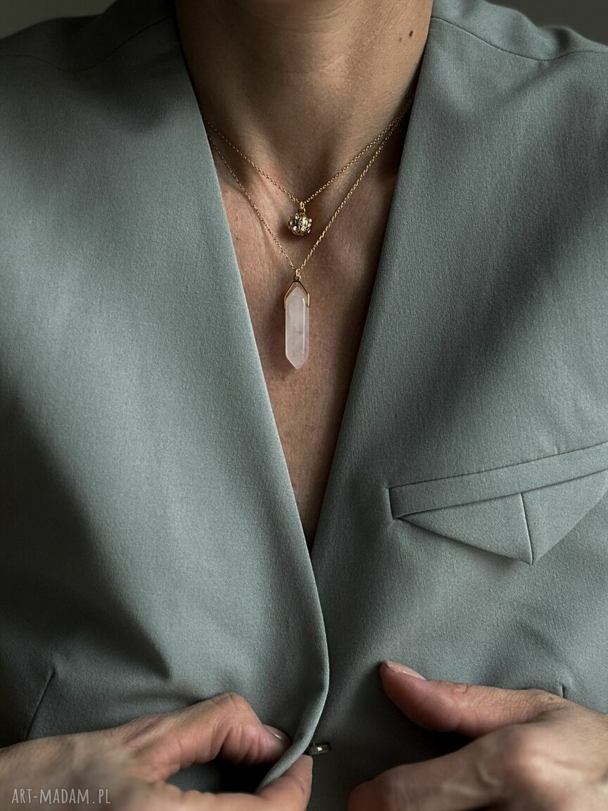 naszyjniki: Naszyjnik z dużym kwarcem różowym w złoceniu Ręcznie wykonane