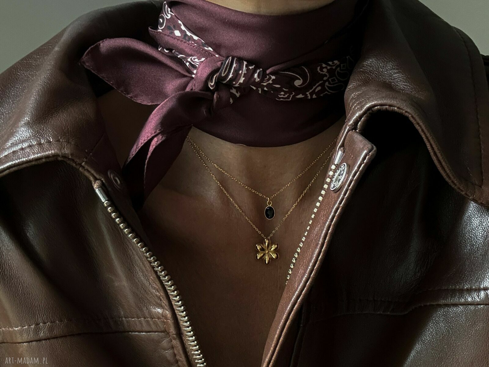 naszyjniki: Naszyjnik z kwiatem z różowego złota autorskie