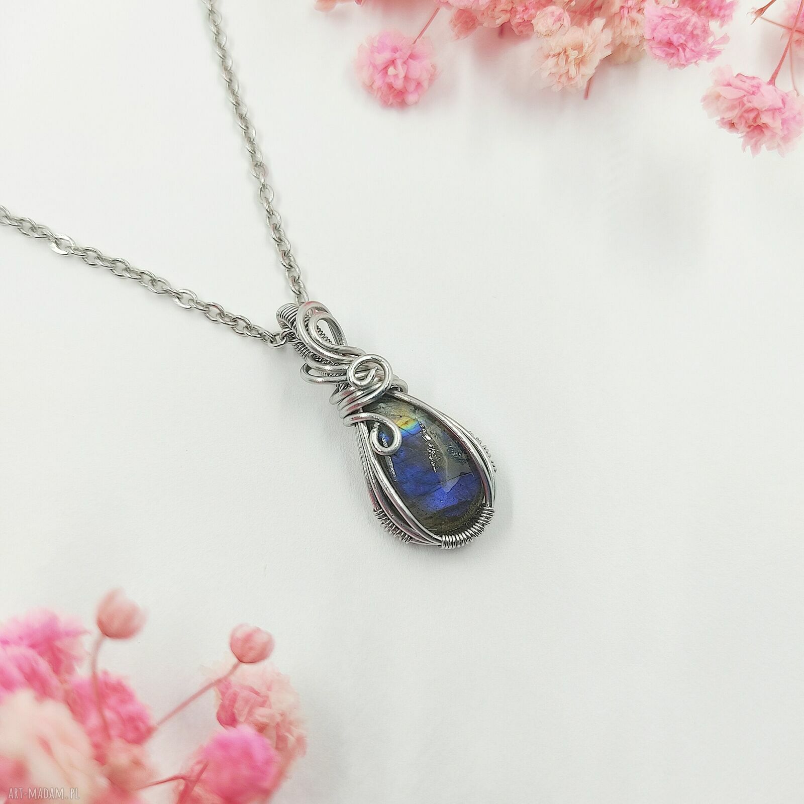 Naszyjnik z niebieskim labradorytem - stal chirurgiczna, wire wrapping (wisiorek handmade)