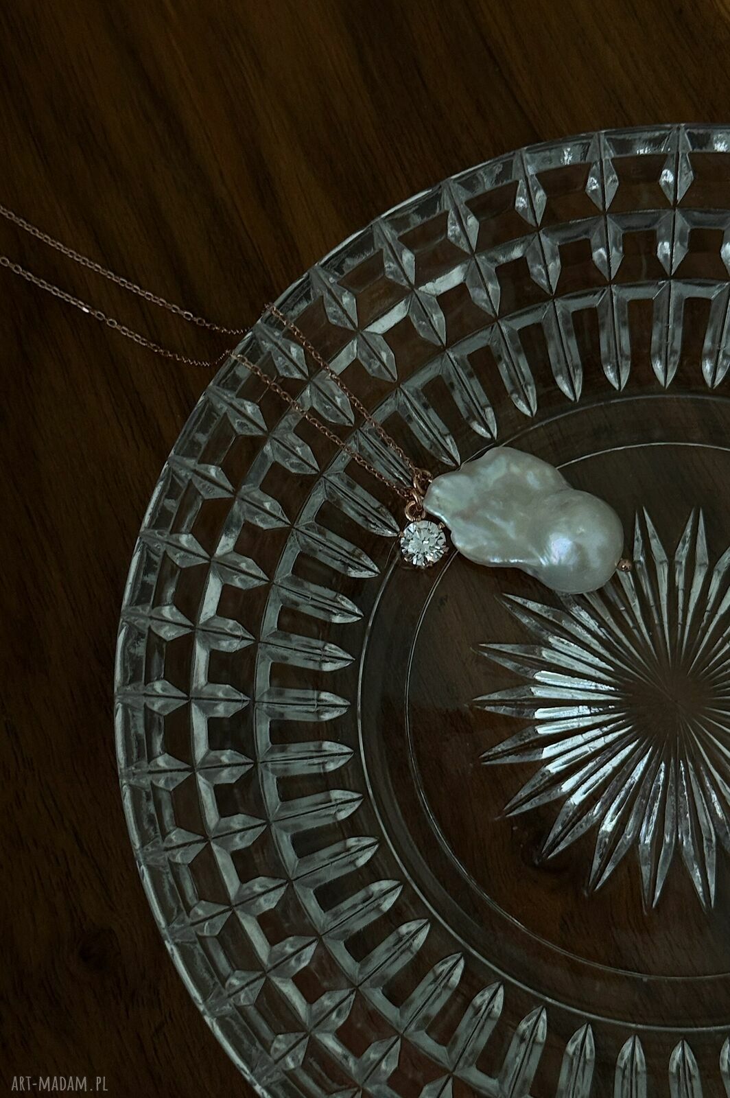 naszyjniki: Naszyjnik z różowego złota z barokową perłą i bezbarwną cyrkonią Handmade