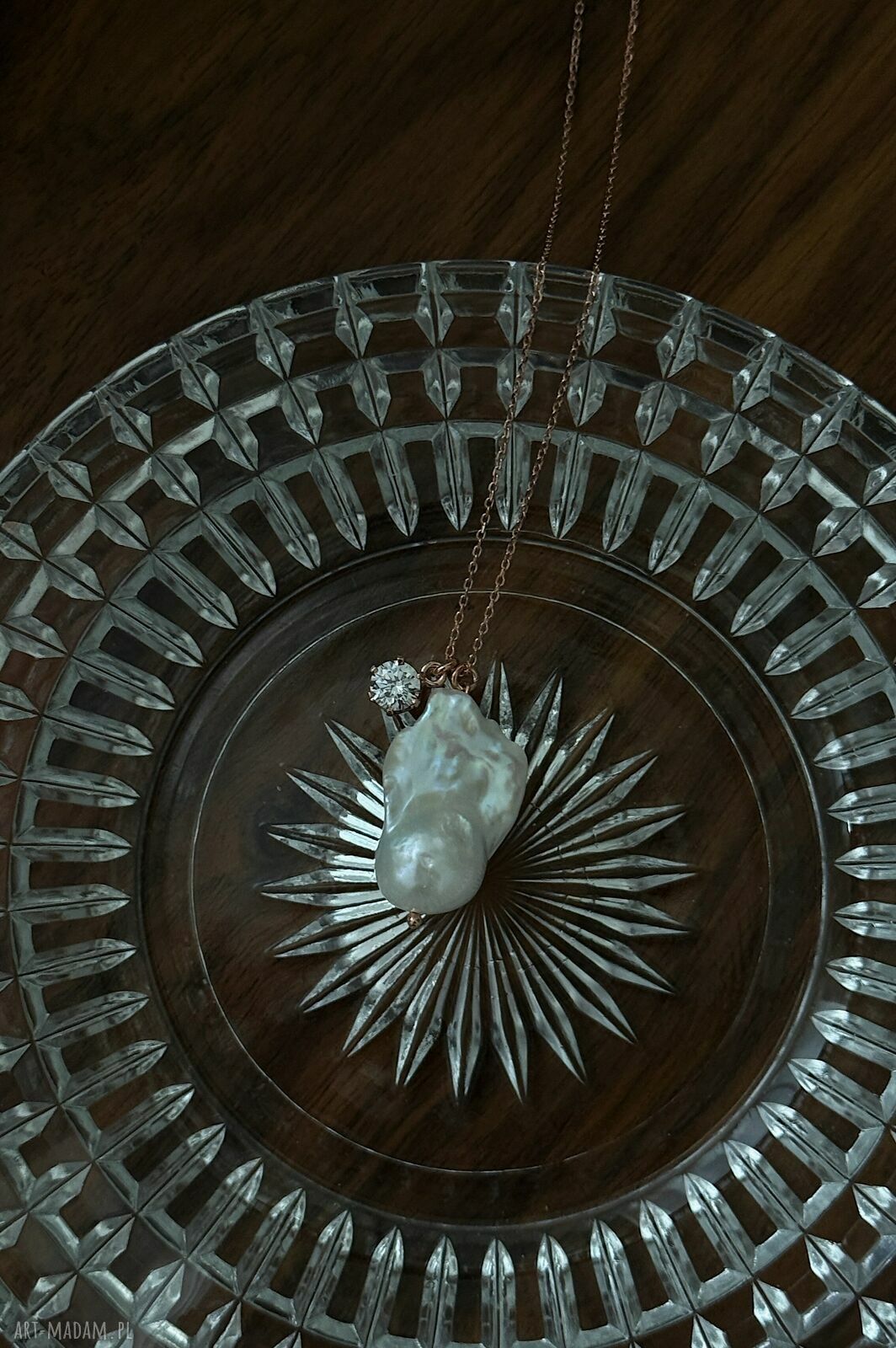 naszyjniki: Naszyjnik z różowego złota z barokową perłą i bezbarwną cyrkonią Handmade