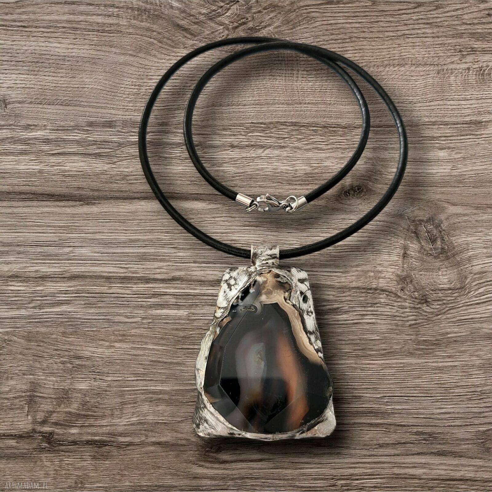 Naszyjnik ETNA z agatem w witrażowym wisiorze - metoda Tiffany'ego