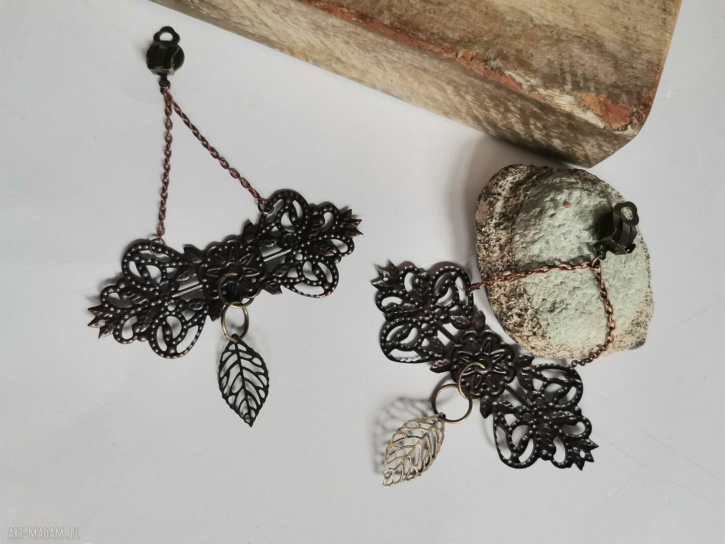 Lekkie klipsy boho z frędzlami Folk Frida w beżowym odcieniu