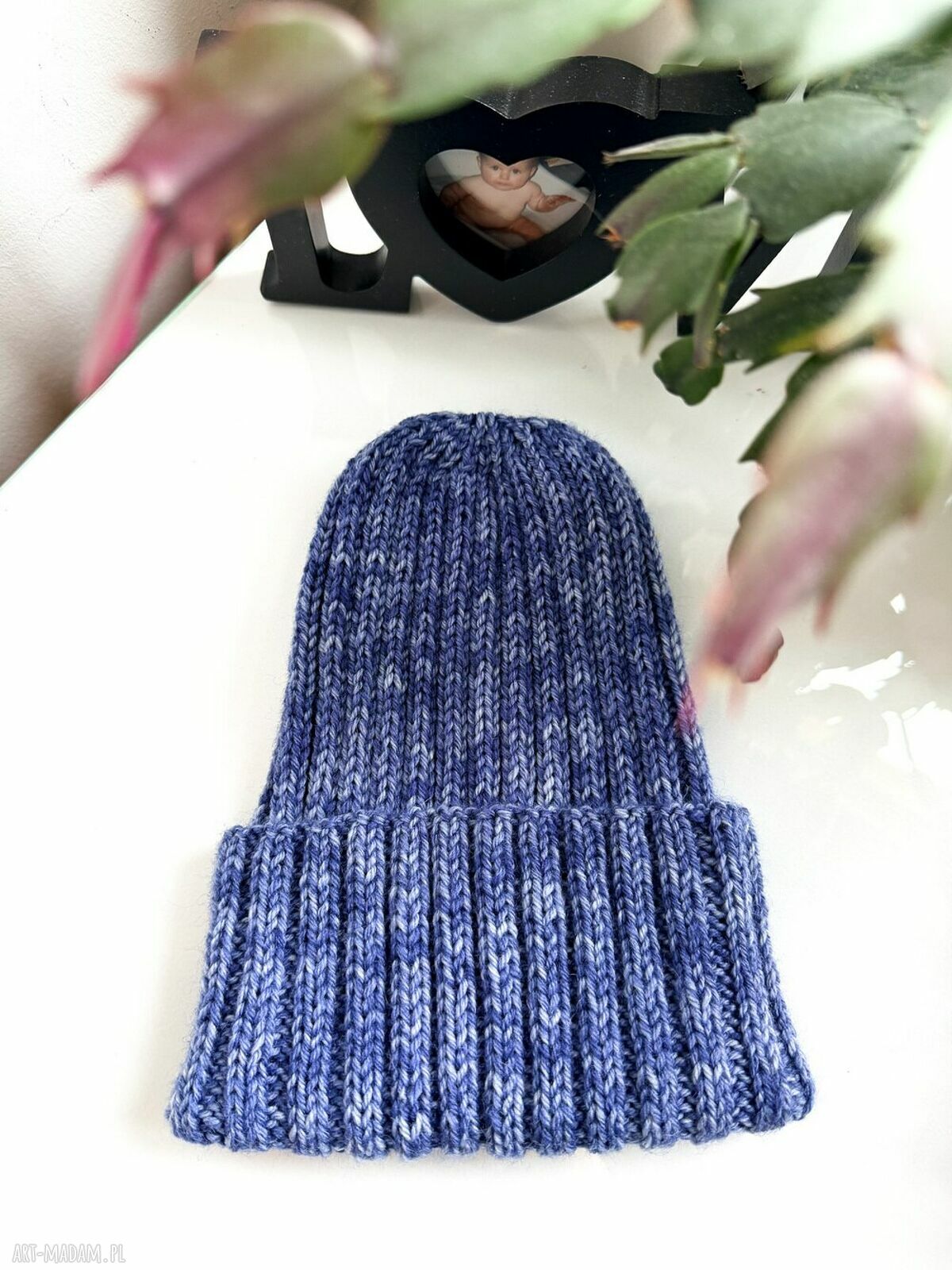 Czapka merino wywijana Niebieska Mgiełka, ręcznie robiona