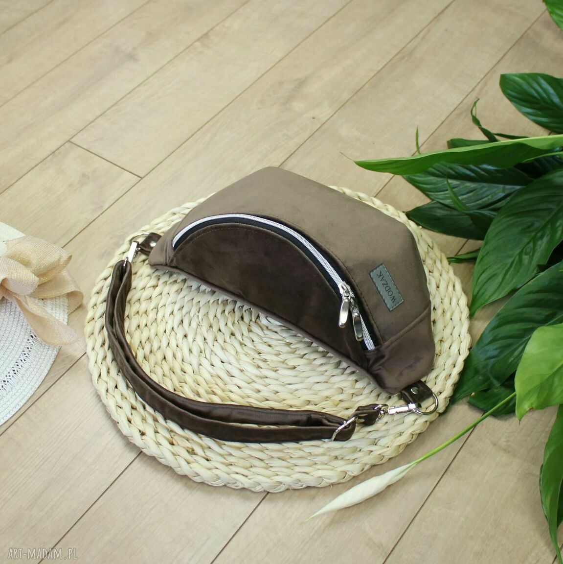 nerki: Nerka damska z brązowego weluru Ręcznie robione