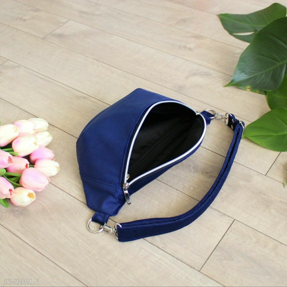 nerki: Nerka damska z granatowego weluru ręczne wykonanie