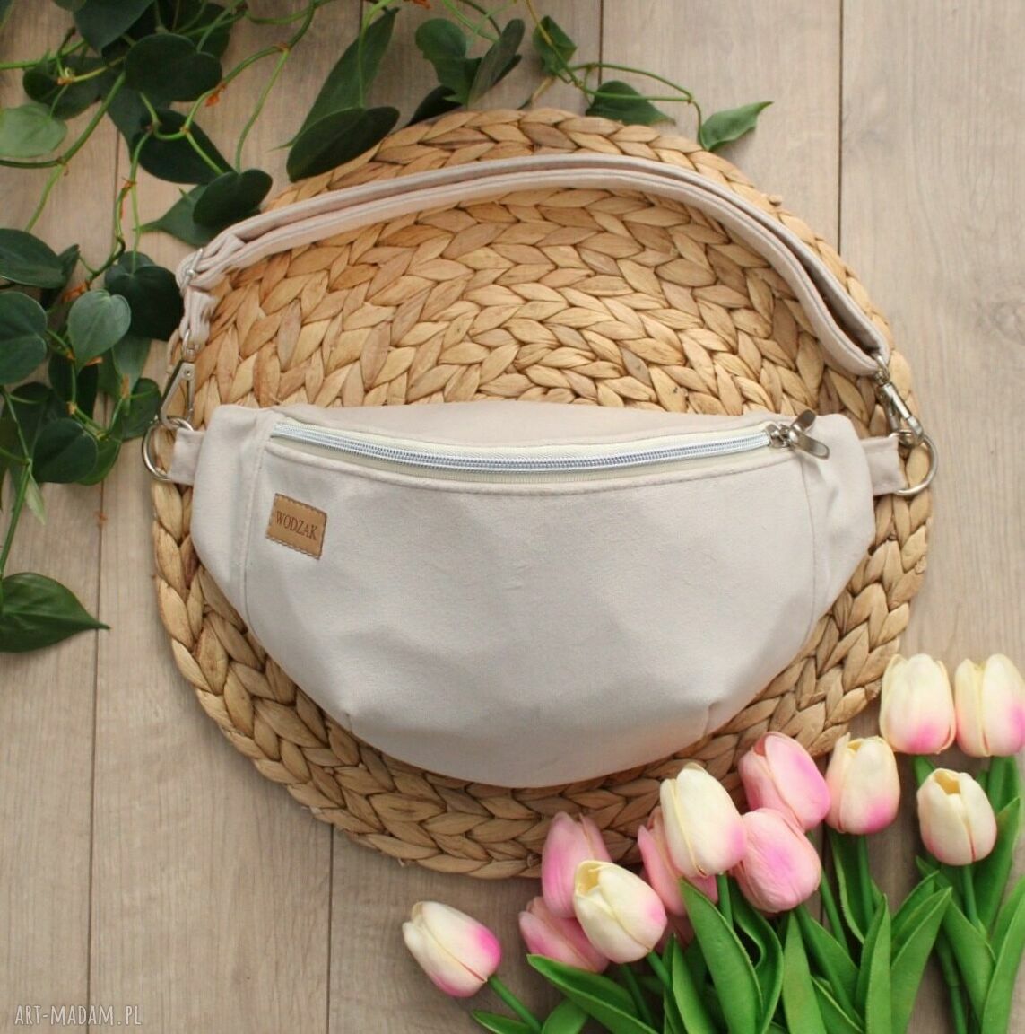 Nerka damska kremowego weluru beżowa duża tkaniny pojemna prezent