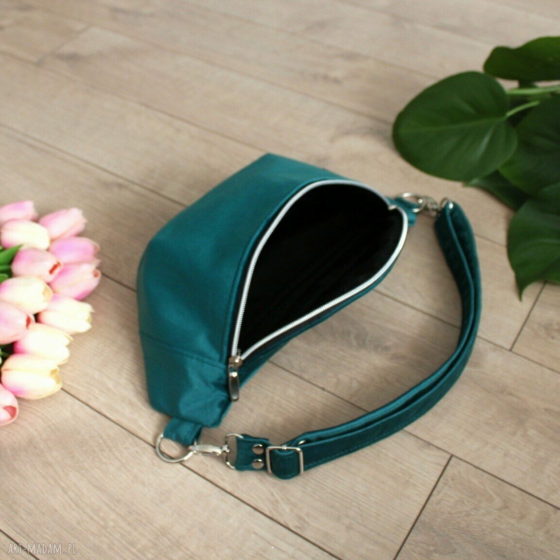 nerki: Nerka damska z turkusowego weluru Hand Made