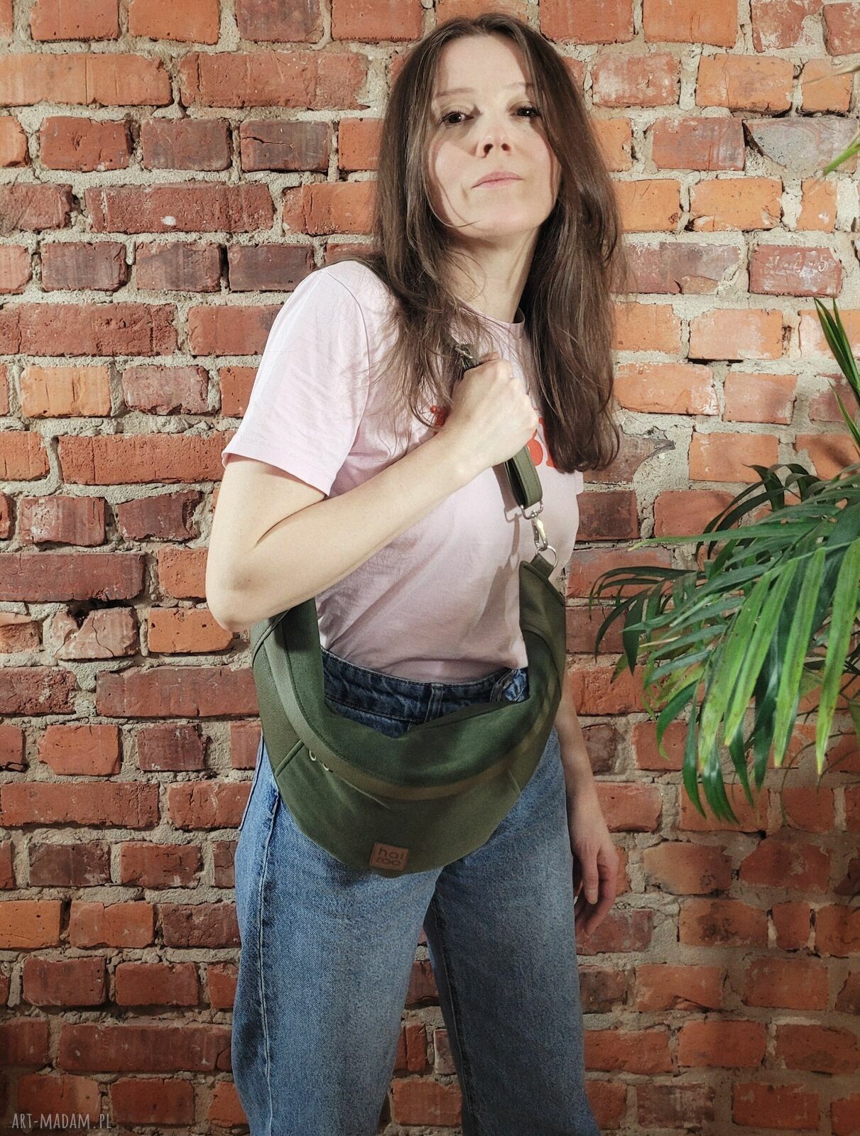 Nerka "Haru" zielona ekoskóra mix vegan - miejska saszetka no waste
