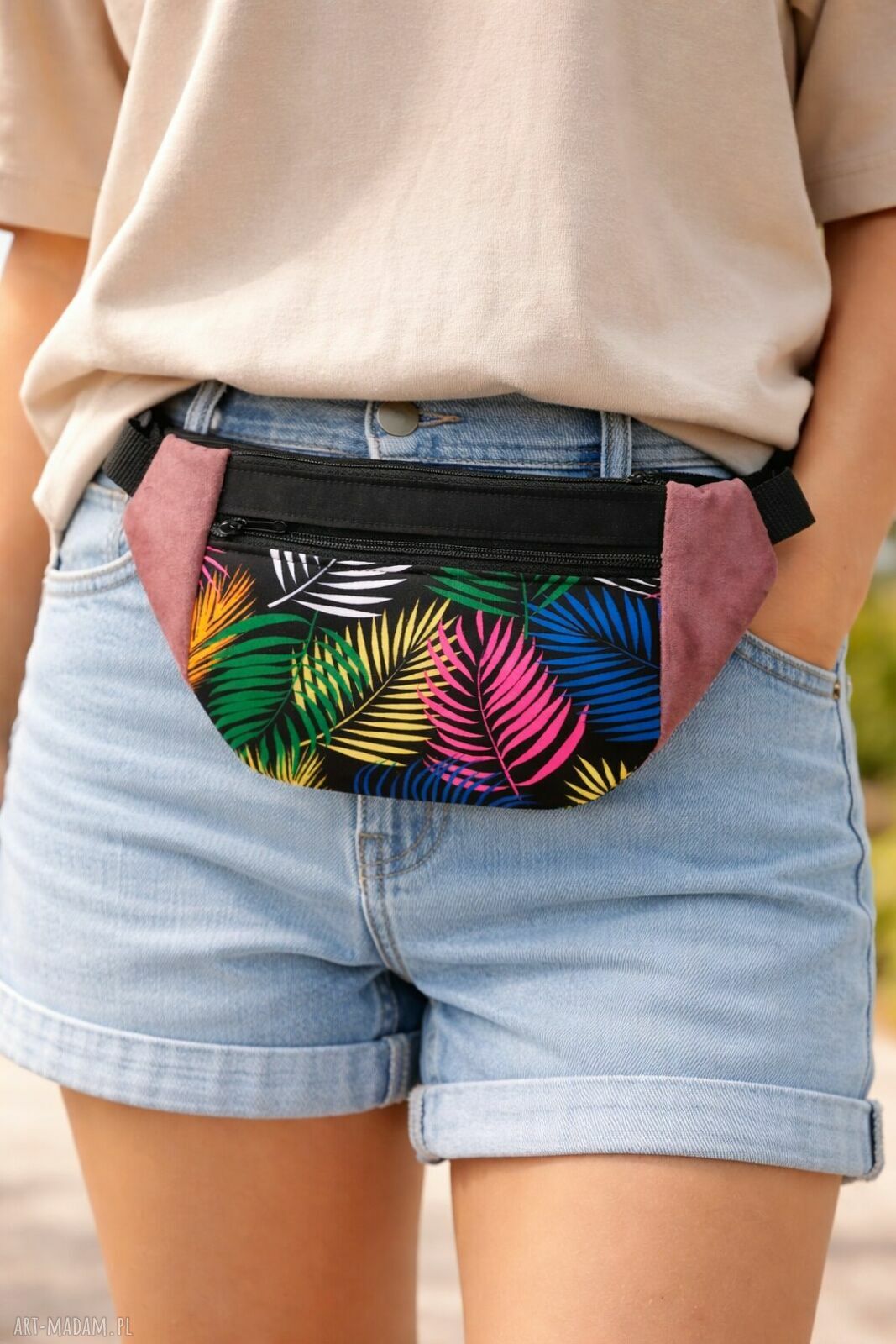 Nerka „Listki” ML handmade - tropikalne liście na czarnym tle, na pas i przez ramię