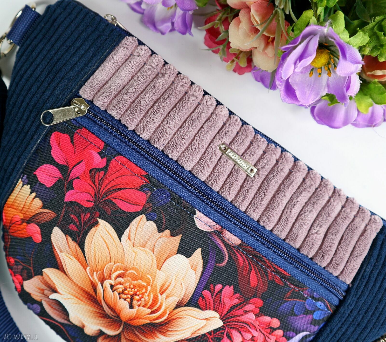 Nerka listonoszka ze sztruksu granatowa - saszetka handmade Gianna